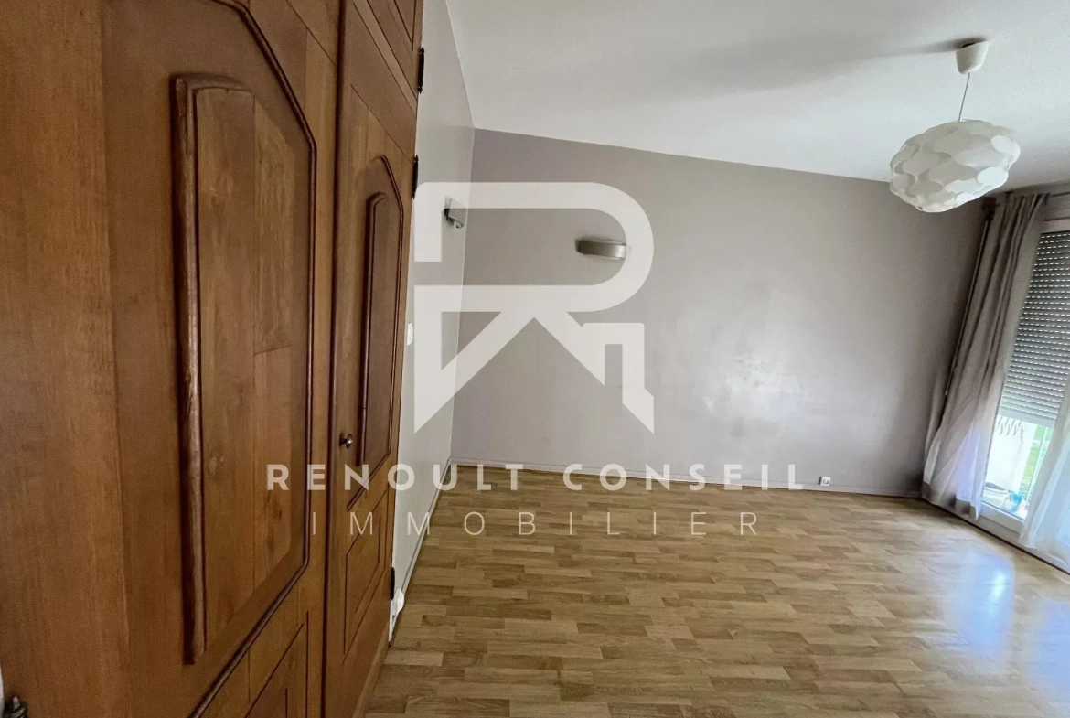 Appartement 2 pièces à vendre à Saint-Étienne-du-Rouvray, proche facultés 