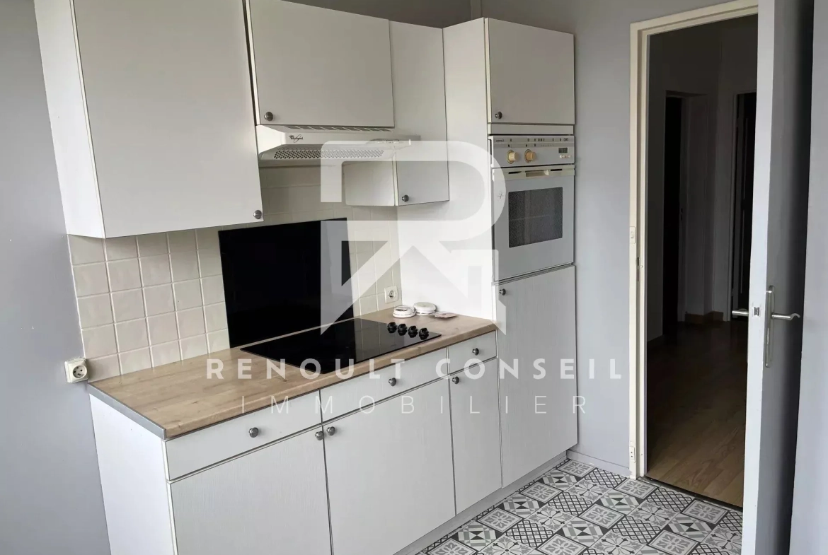 Appartement 2 pièces à vendre à Saint-Étienne-du-Rouvray, proche facultés 