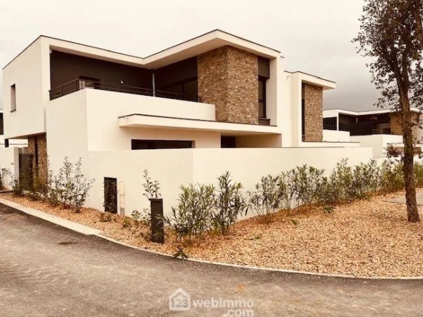 Appartement neuf à Perpignan avec terrasse, jardin et parking - Livraison 2025