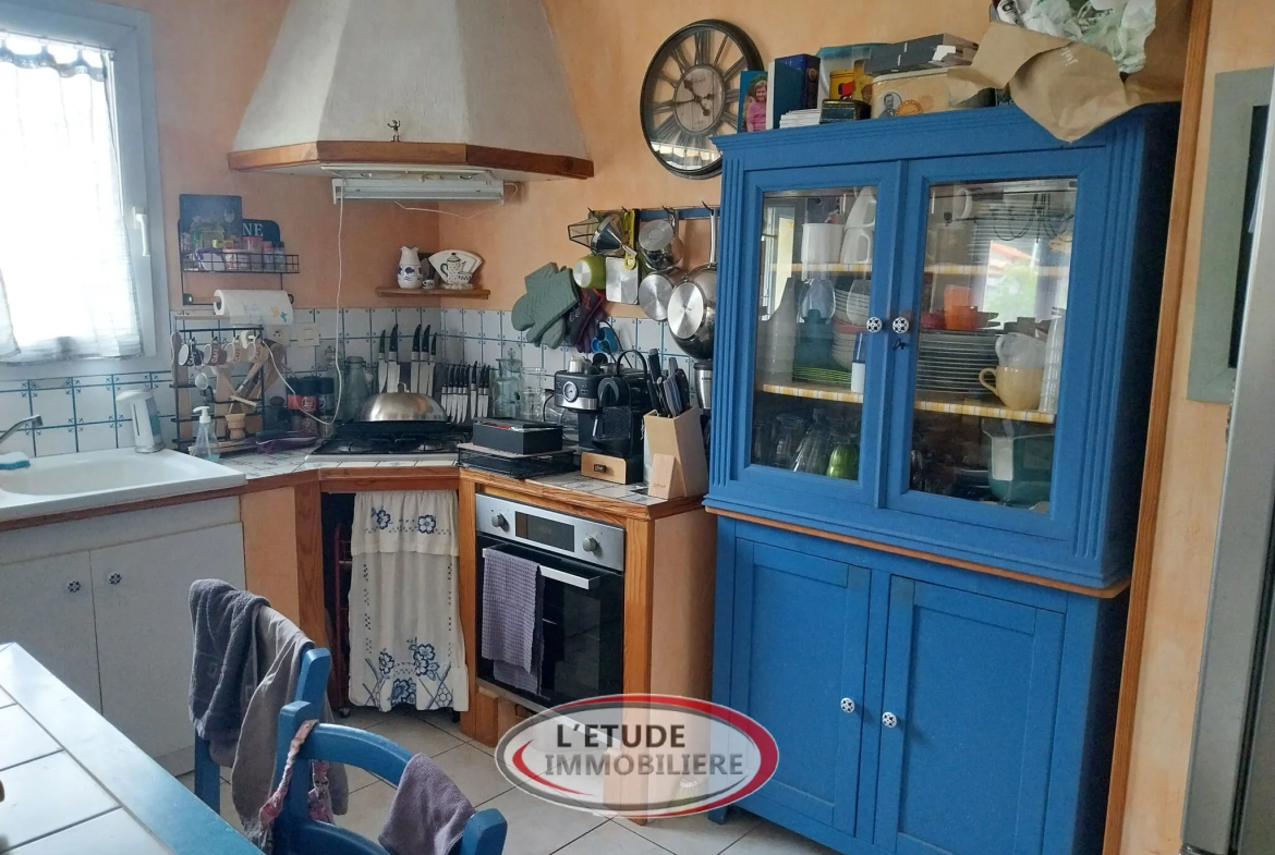 Maison 4 chambres avec terrasse et terrain à Machecoul-Saint-Même 
