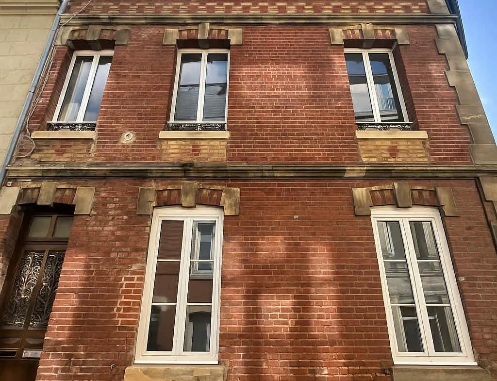 Appartement de 52 m² à vendre à Laon avec cour privative et cave 