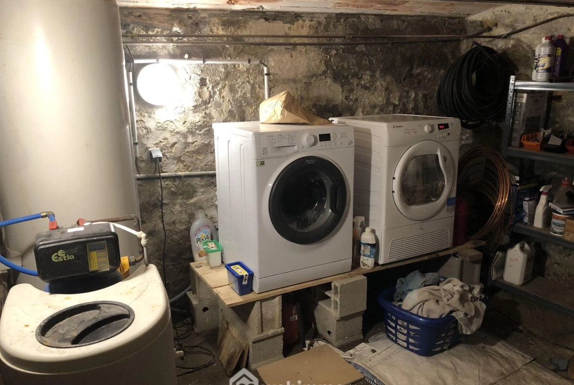 Appartement de 52 m² à vendre à Laon avec cour privative et cave 