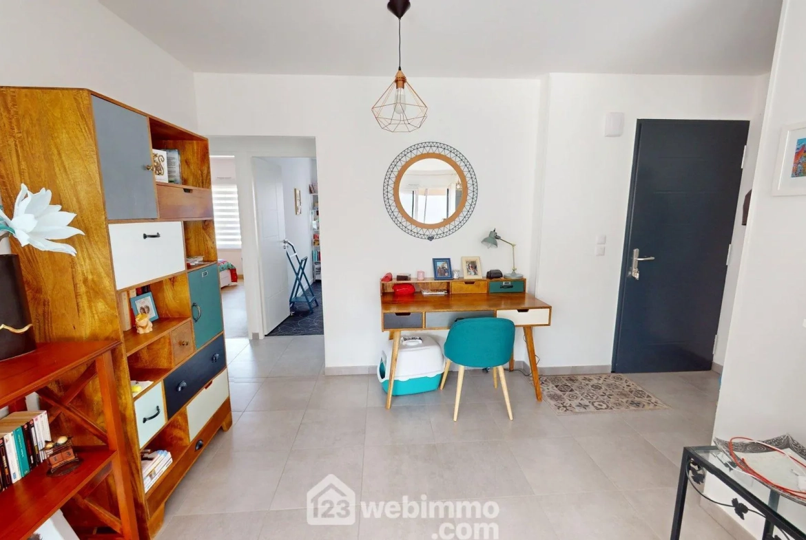 Belle maison récente de 81 m² à Longeville-sur-Mer avec jardin et garage 