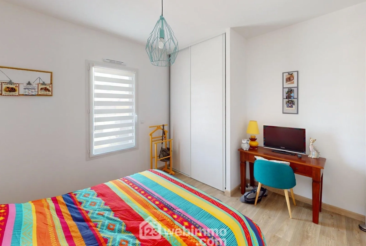 Belle maison récente de 81 m² à Longeville-sur-Mer avec jardin et garage 