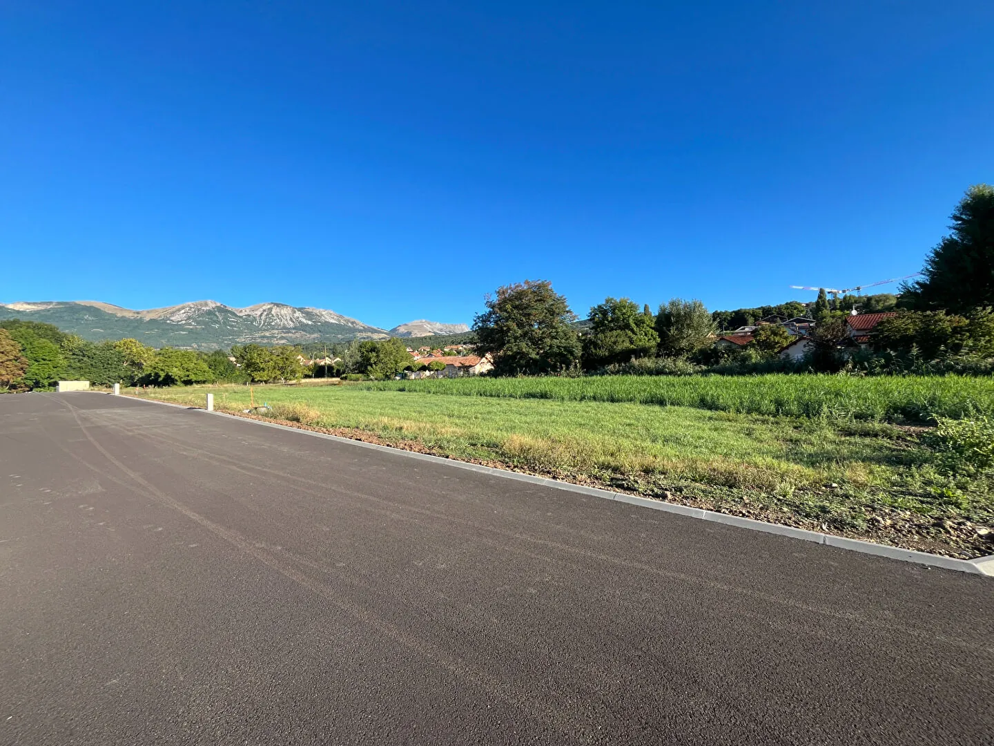 Terrain à bâtir de 593 m² à Gap avec ensoleillement optimal 