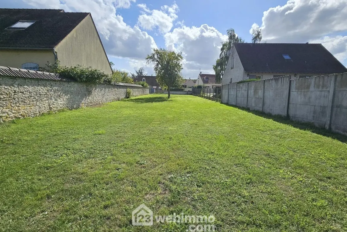 Terrain constructible de 510m² à Vayres-sur-Essonne - Terrain plat et clôturé idéal pour votre projet immobilier 