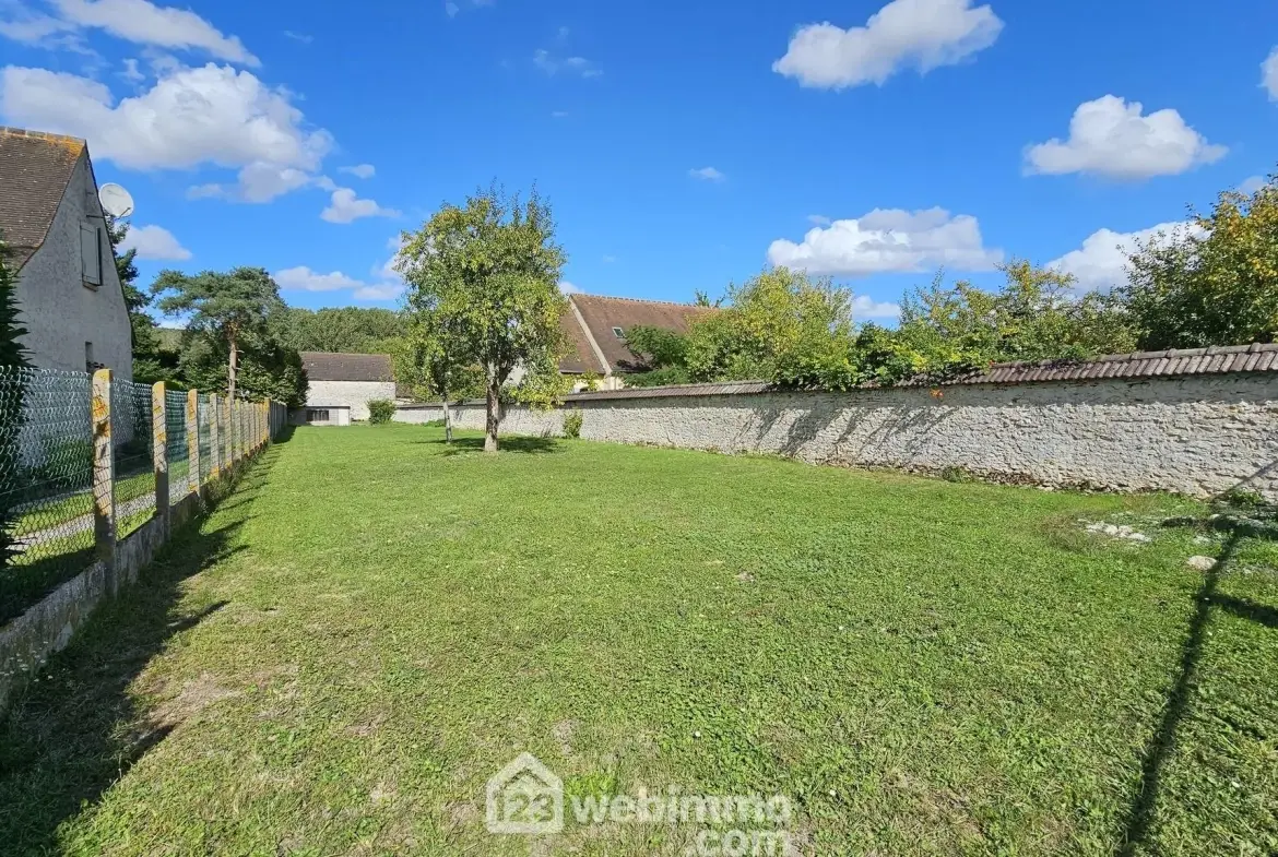 Terrain constructible de 510m² à Vayres-sur-Essonne - Terrain plat et clôturé idéal pour votre projet immobilier 