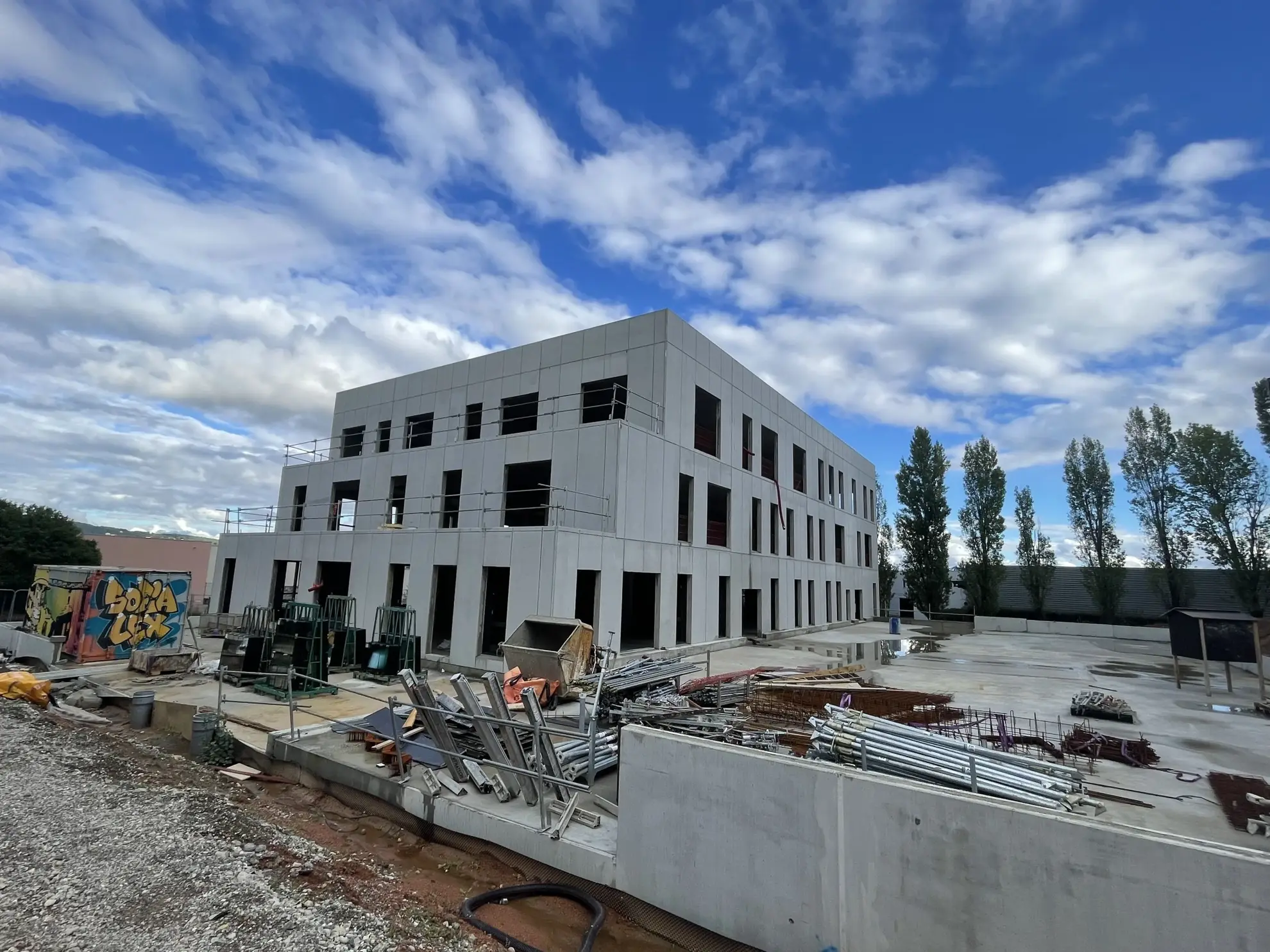 Bureaux à Lyon ouest pour professionnels de santé à partir de 60m² avec terrasse et parking 