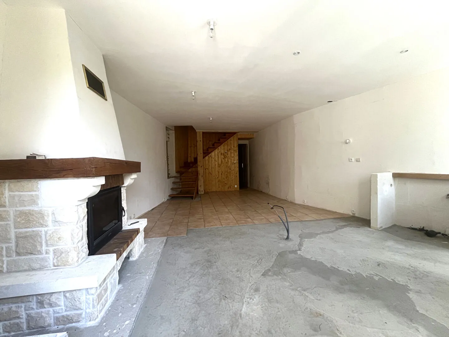 Maison de village à Ribeyret de 65 m² à vendre 