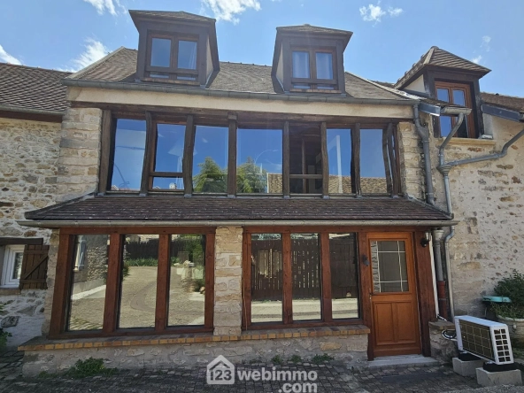 Maison en pierre de 55m² à Moigny-sur-Ecole, 2 chambres, confort moderne
