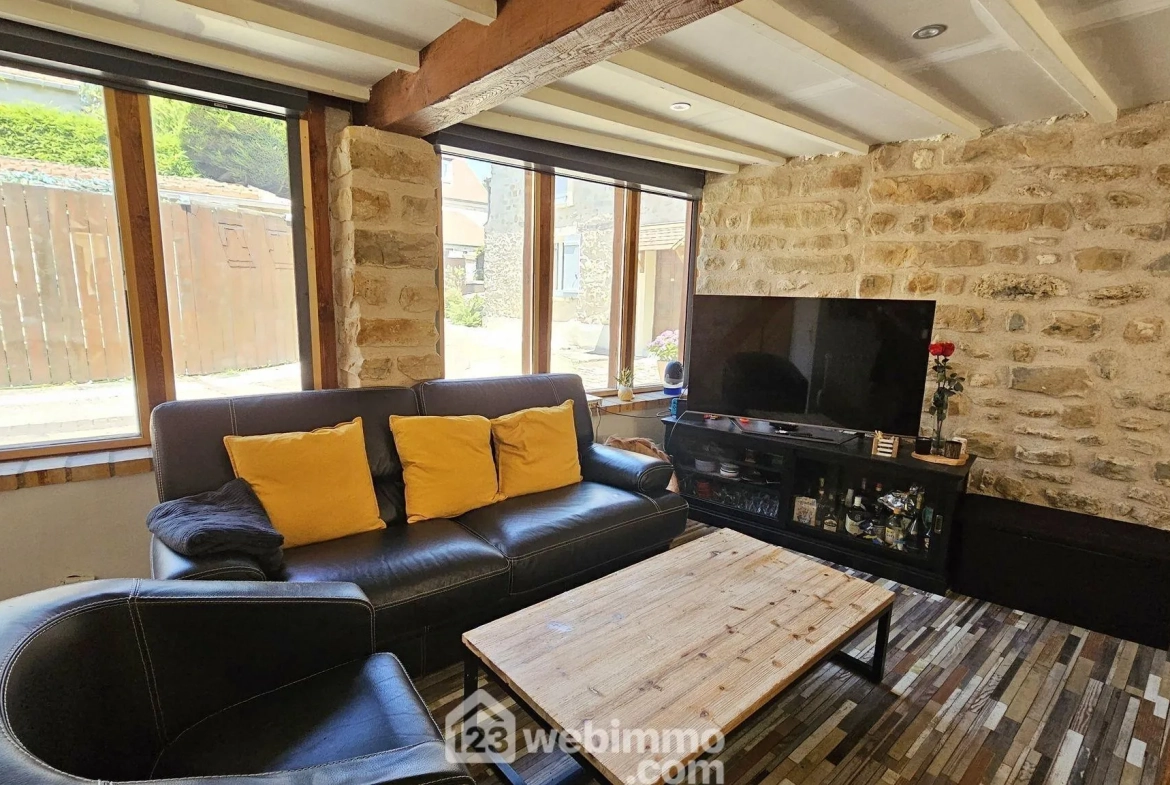 Maison en pierre de 55 m² à Moigny-sur-École avec jardin et confort moderne 