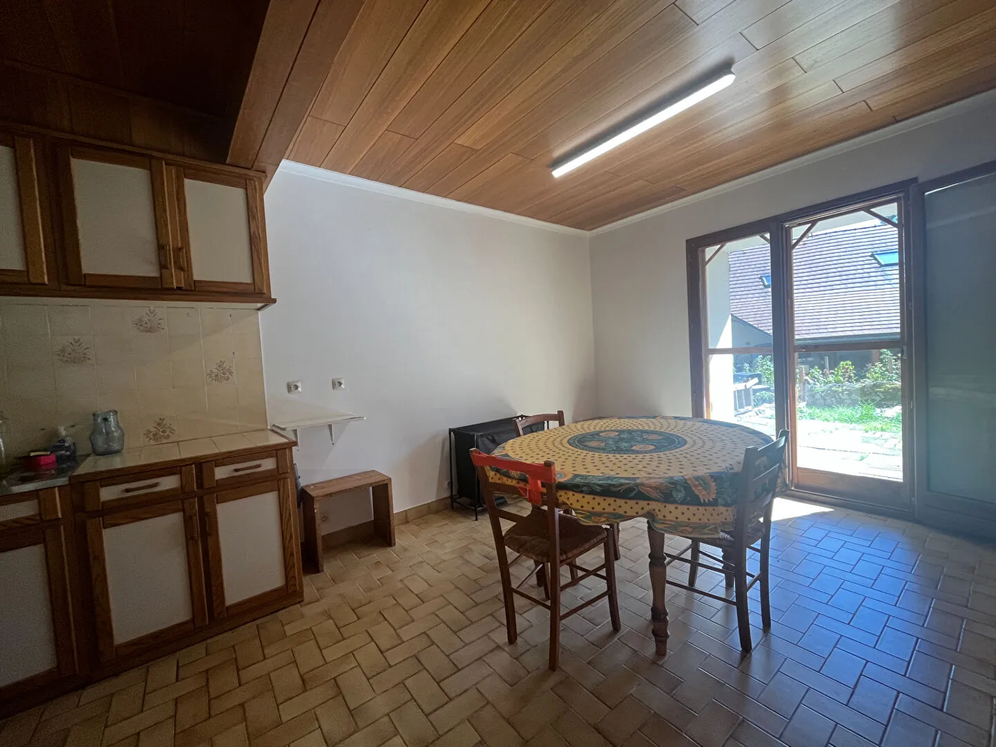 Maison en pierre à Lus-la-Croix-Haute avec terrasse, 3 chambres et potentiel de personnalisation 