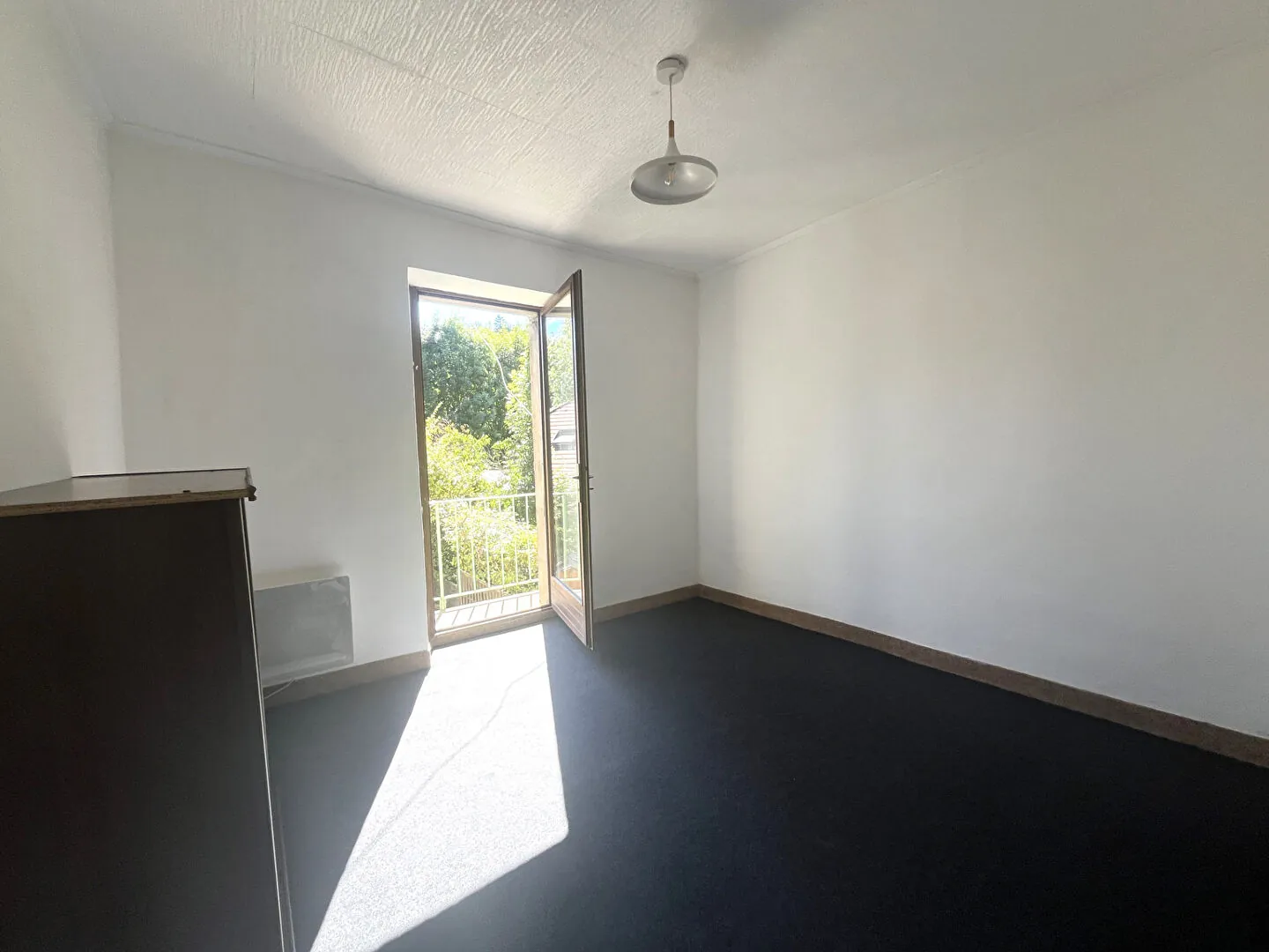 Maison en pierre à Lus-la-Croix-Haute avec terrasse, 3 chambres et potentiel de personnalisation 