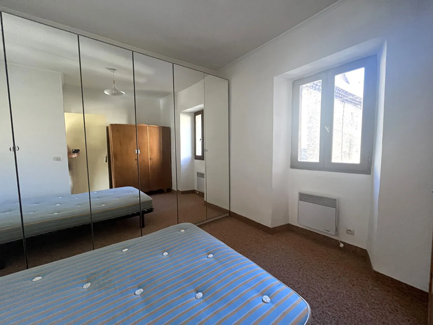 Maison en pierre à Lus-la-Croix-Haute avec terrasse, 3 chambres et potentiel de personnalisation 
