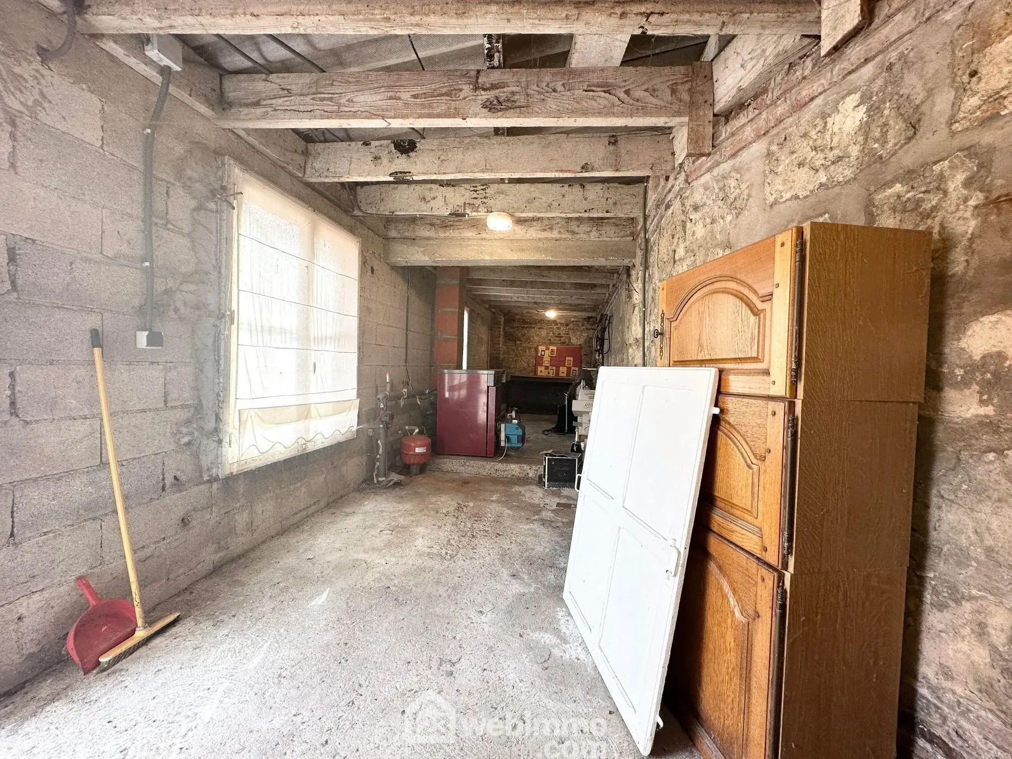 Maison spacieuse de 169 m² à vendre à Couvron-et-Aumencourt, plain-pied avec garage et terrain clos 