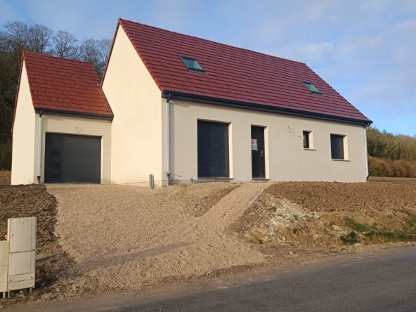 Maison neuve à Pont-Noyelles avec 4 chambres et garage