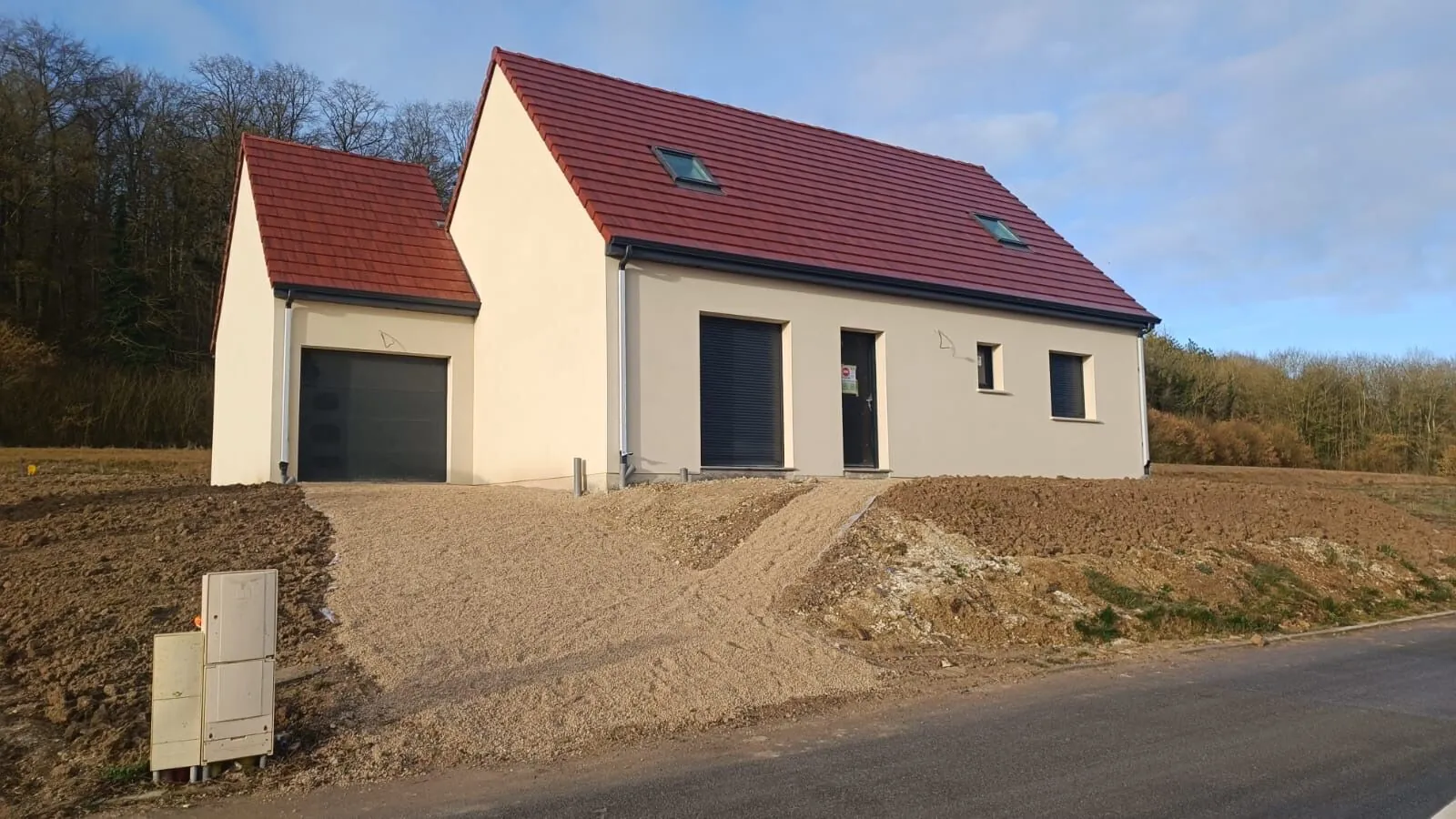 Maison neuve à Pont-Noyelles avec 4 chambres et garage 