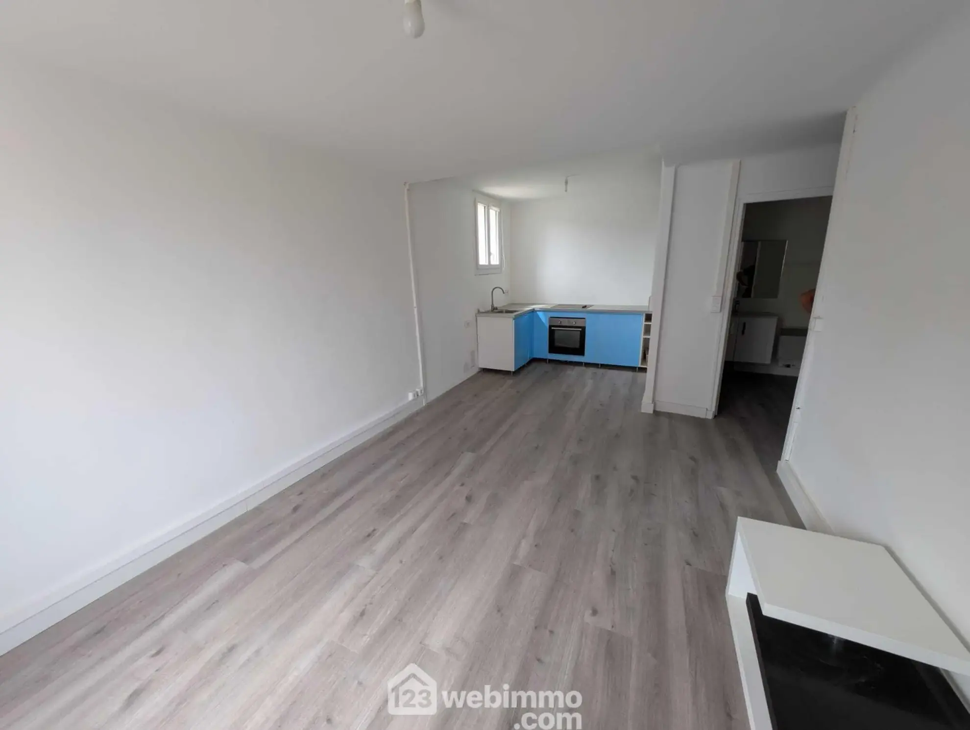 Bel appartement rénové de 64 m² à Cogolin, centre-ville, idéal investissement ou résidence secondaire 