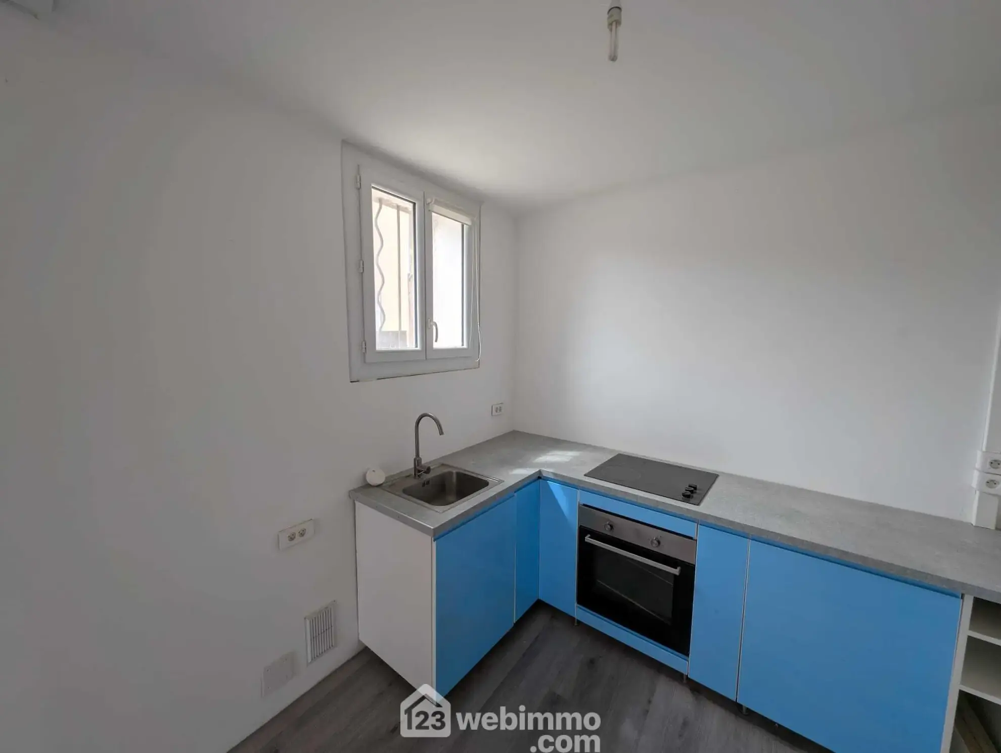 Bel appartement rénové de 64 m² à Cogolin, centre-ville, idéal investissement ou résidence secondaire 