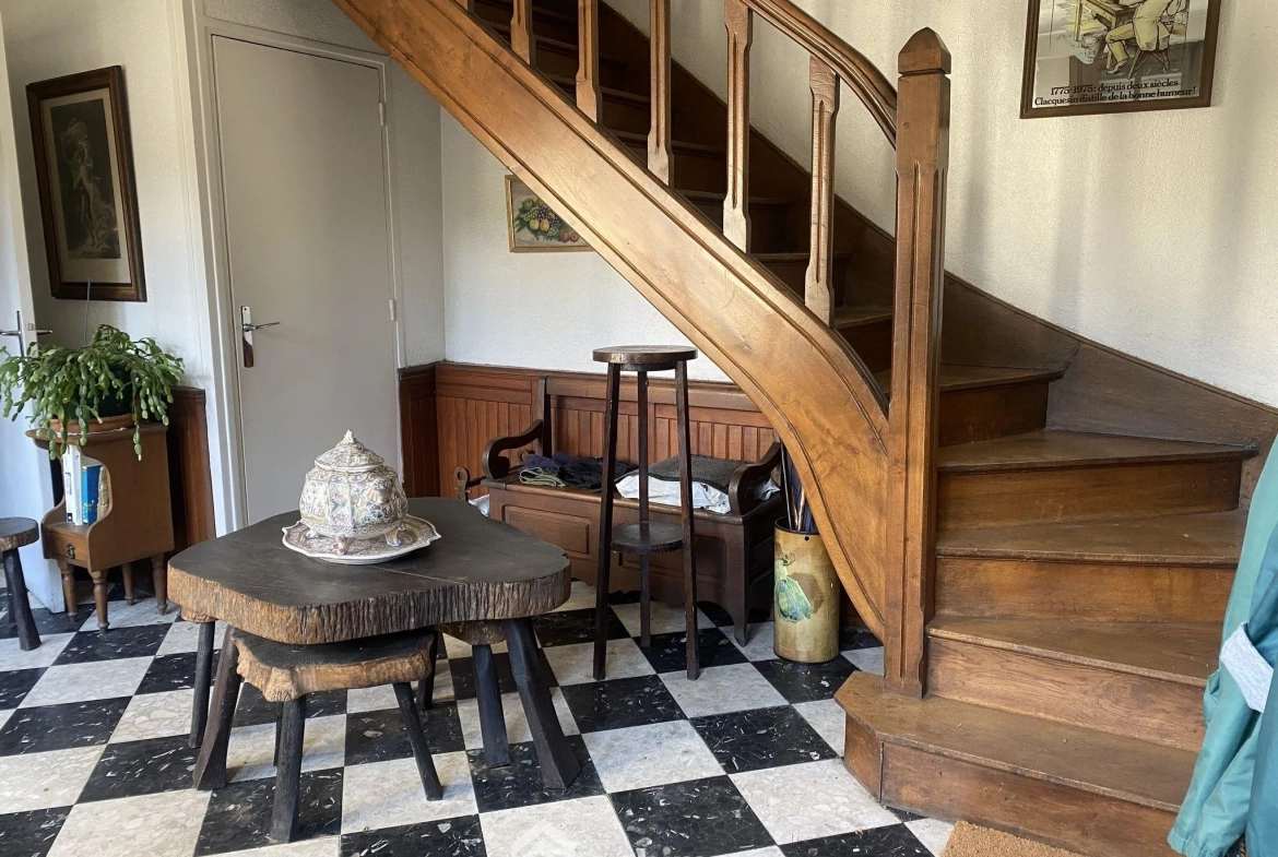 Maison de 120 m² avec jardin et vue à Les Andelys, à 50m de la Seine 