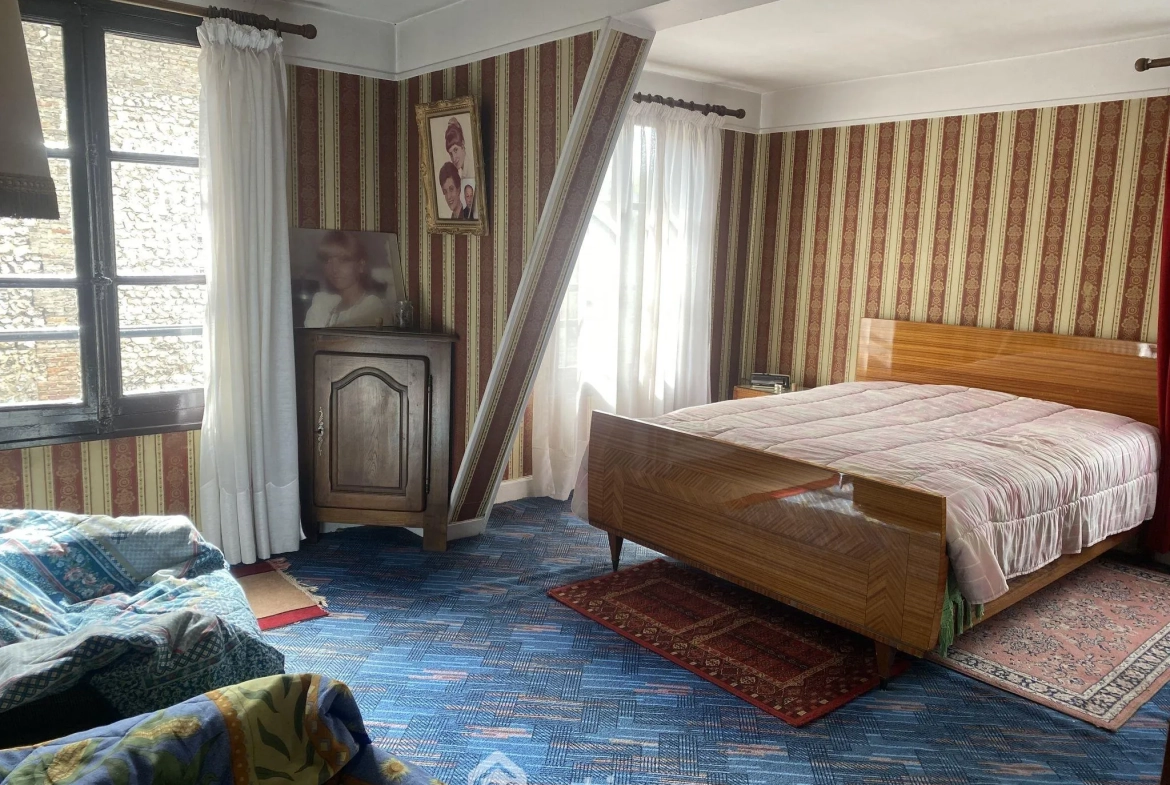Maison de 120 m² avec jardin et vue à Les Andelys, à 50m de la Seine 