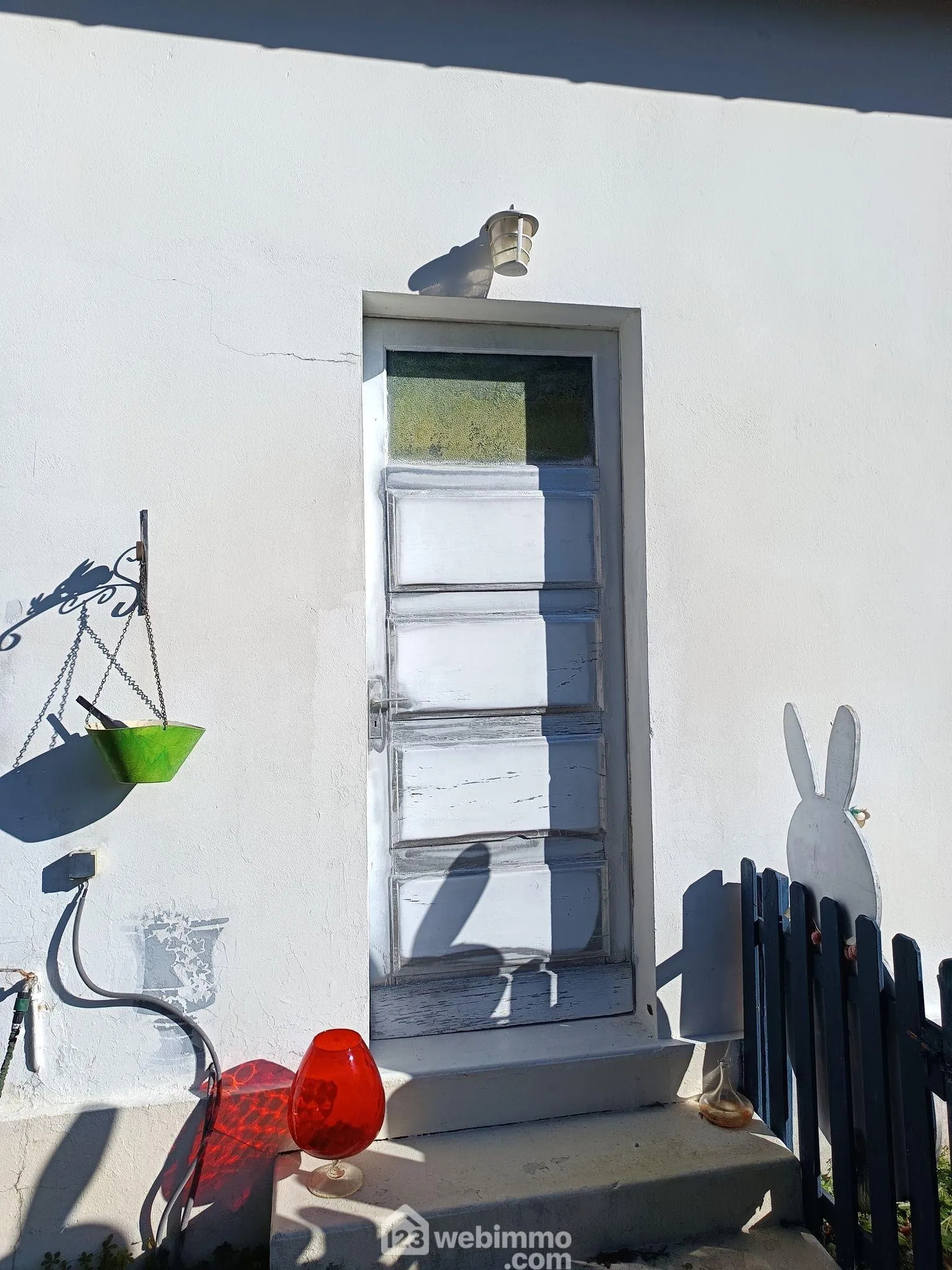 Charmante maison lumineuse avec grand potentiel à Sallespisse 