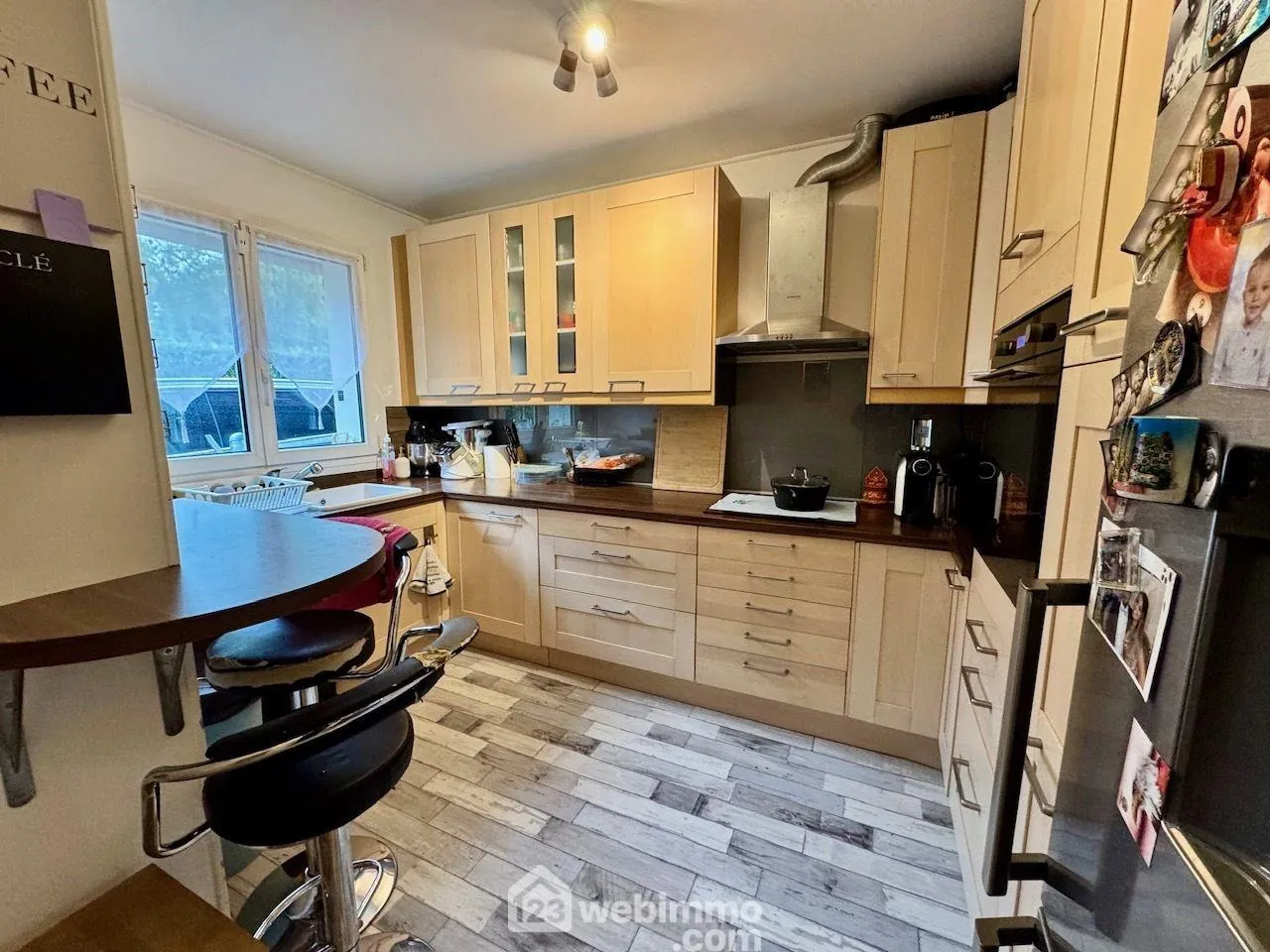 Maison familiale de 100m² à Bondoufle avec garage, proche commodités 