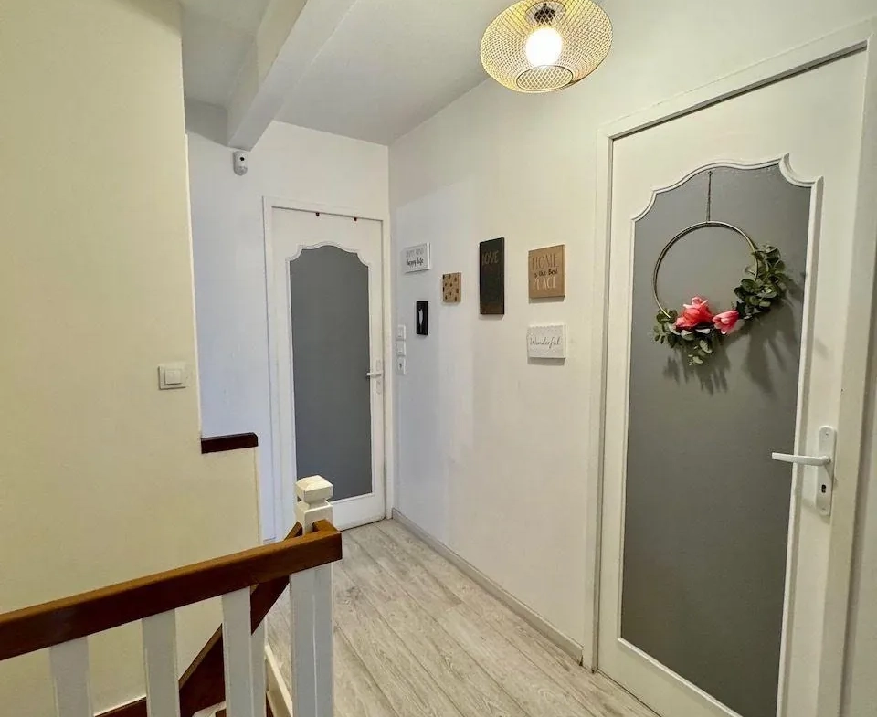 Maison familiale de 100m² à Bondoufle avec garage, proche commodités 