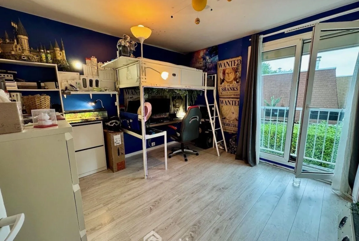 Maison familiale de 100m² à Bondoufle avec garage, proche commodités 