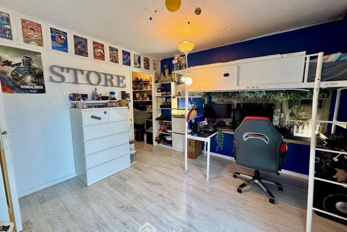 Maison familiale de 100m² à Bondoufle avec garage, proche commodités 