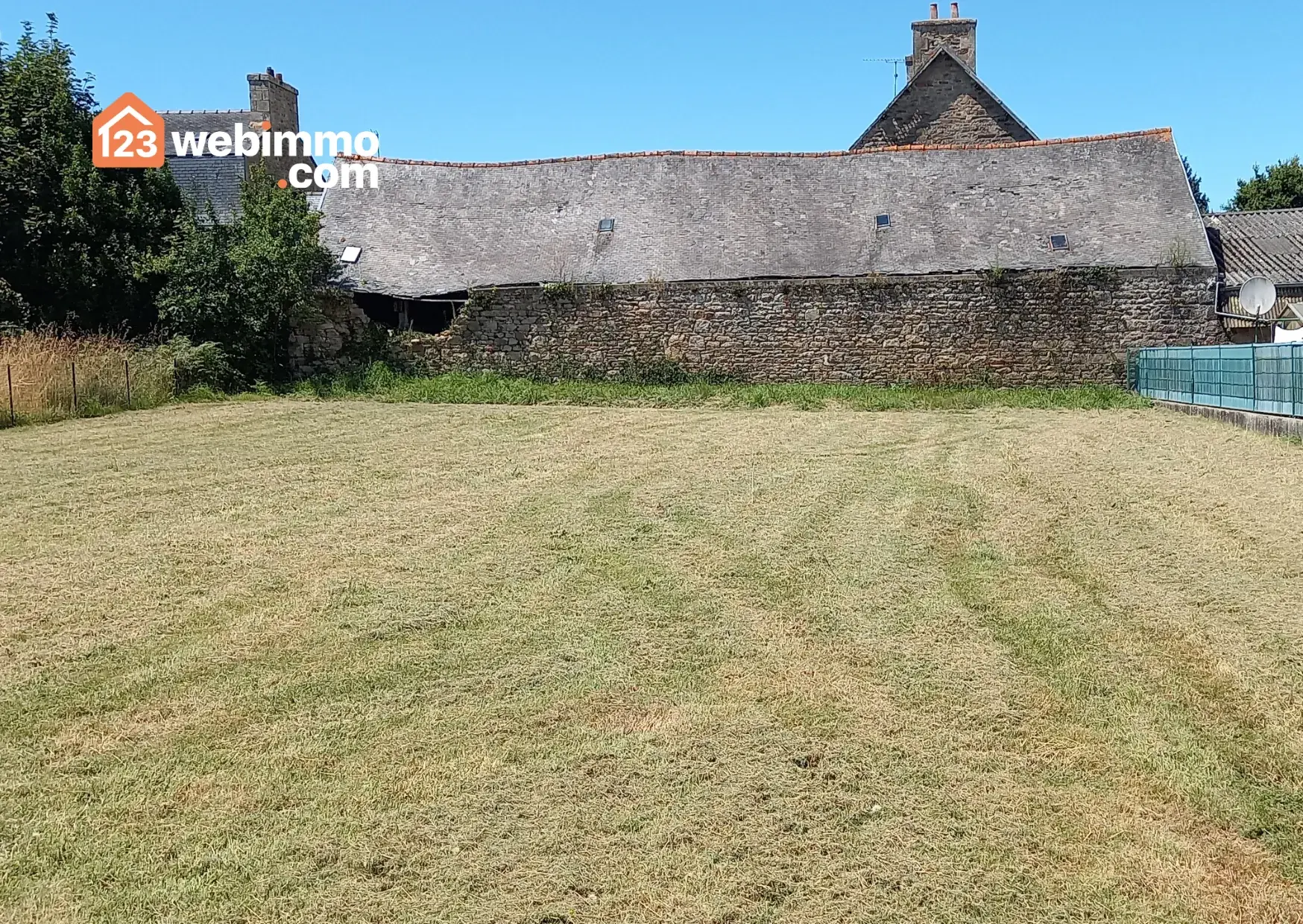 Terrain constructible de 699 m² à Plouaret – Opportunité rare 