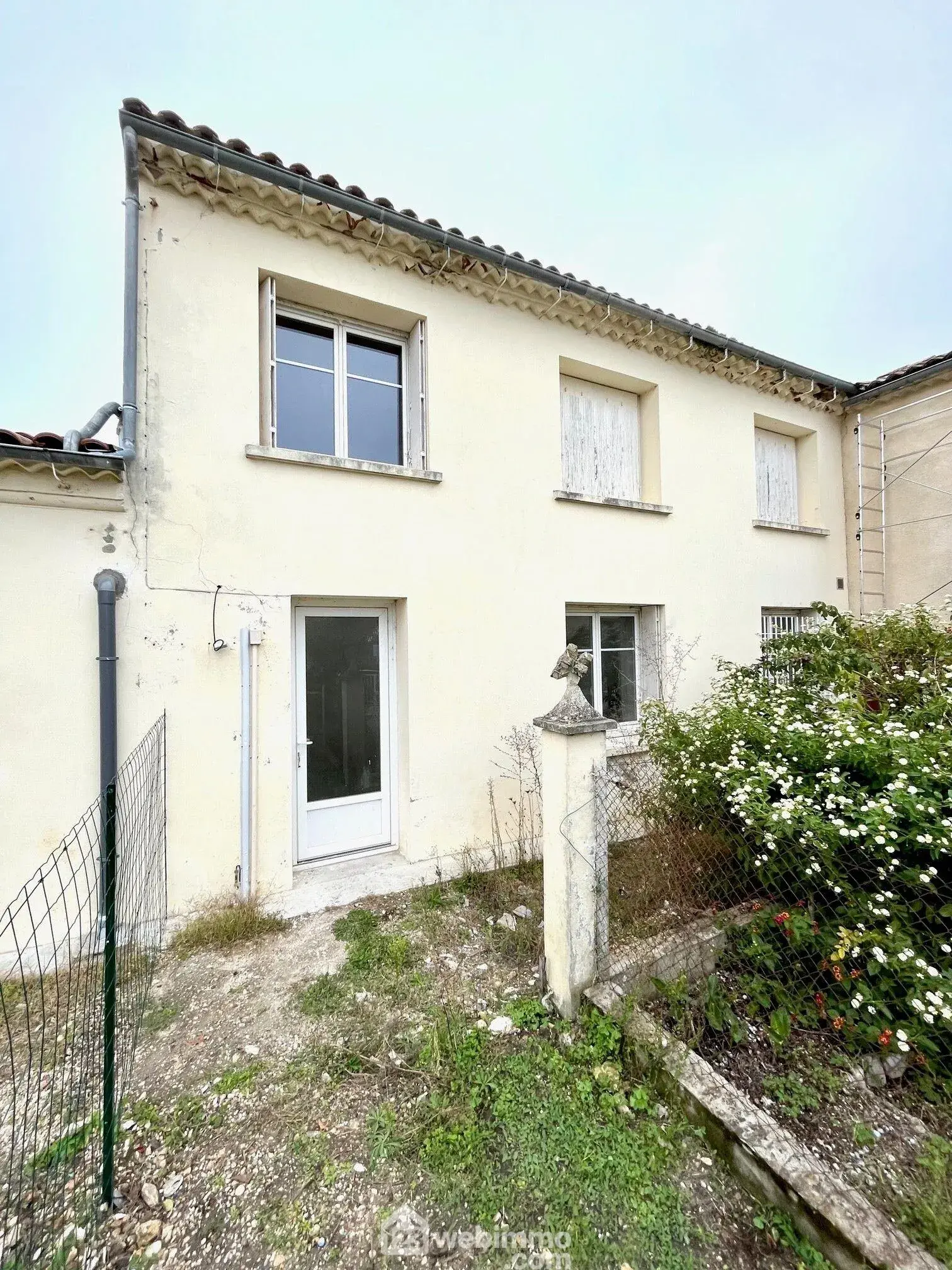 Maison à louer à Saint-Estèphe avec jardin, à transformer en achat après 24 mois 