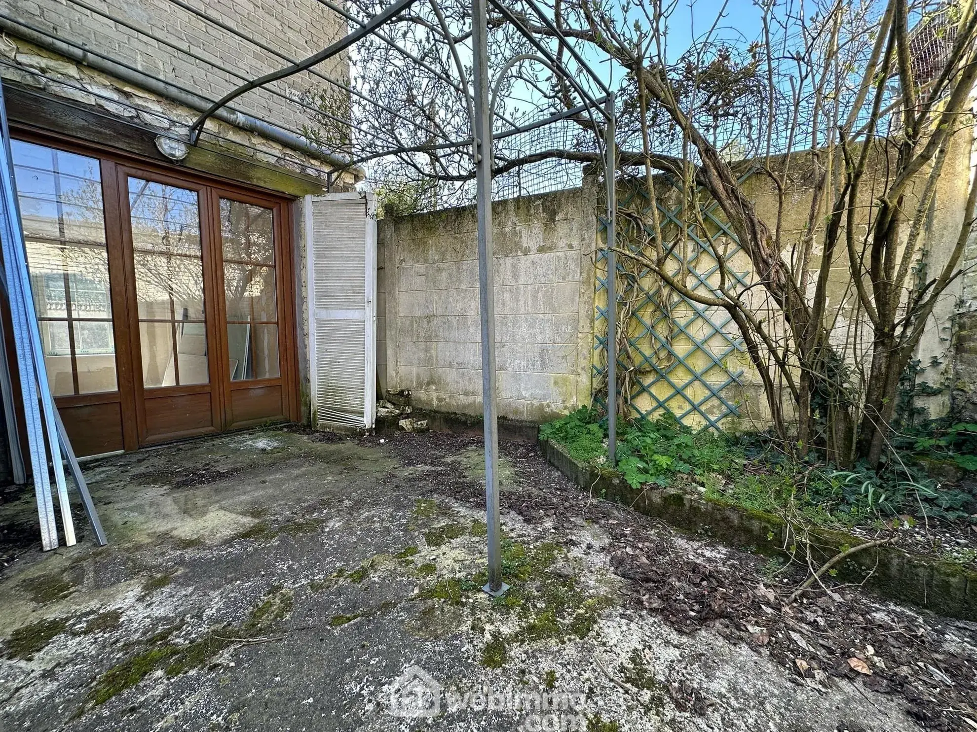 Maison rénovée de 77 m² avec dépendance à Montaigu (02820) à vendre 