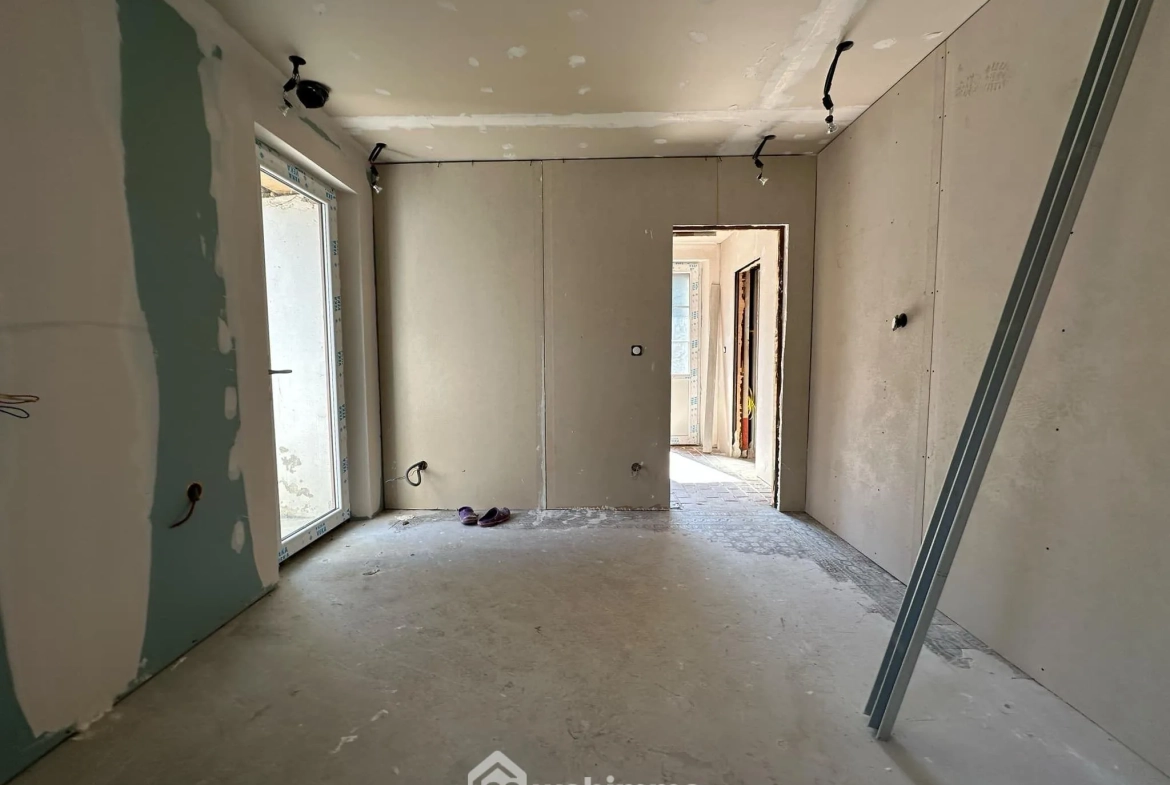 Maison rénovée de 77 m² avec dépendance à Montaigu (02820) à vendre 