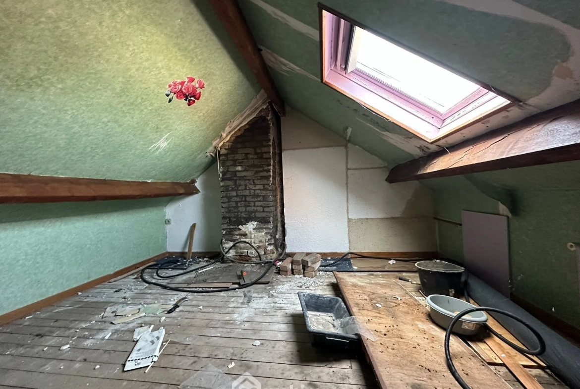 Maison rénovée de 77 m² avec dépendance à Montaigu (02820) à vendre 