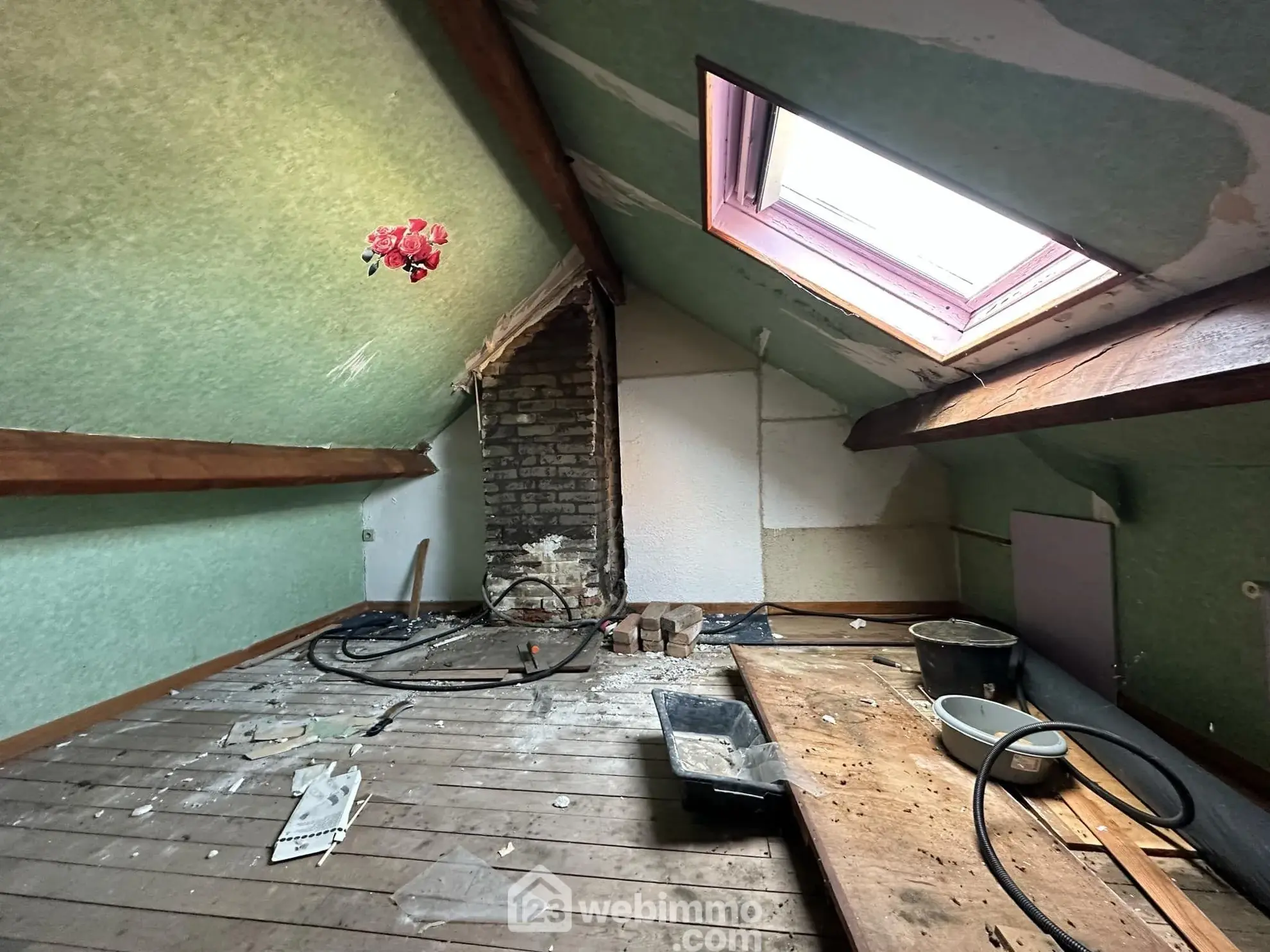 Maison rénovée de 77 m² avec dépendance à Montaigu (02820) à vendre 
