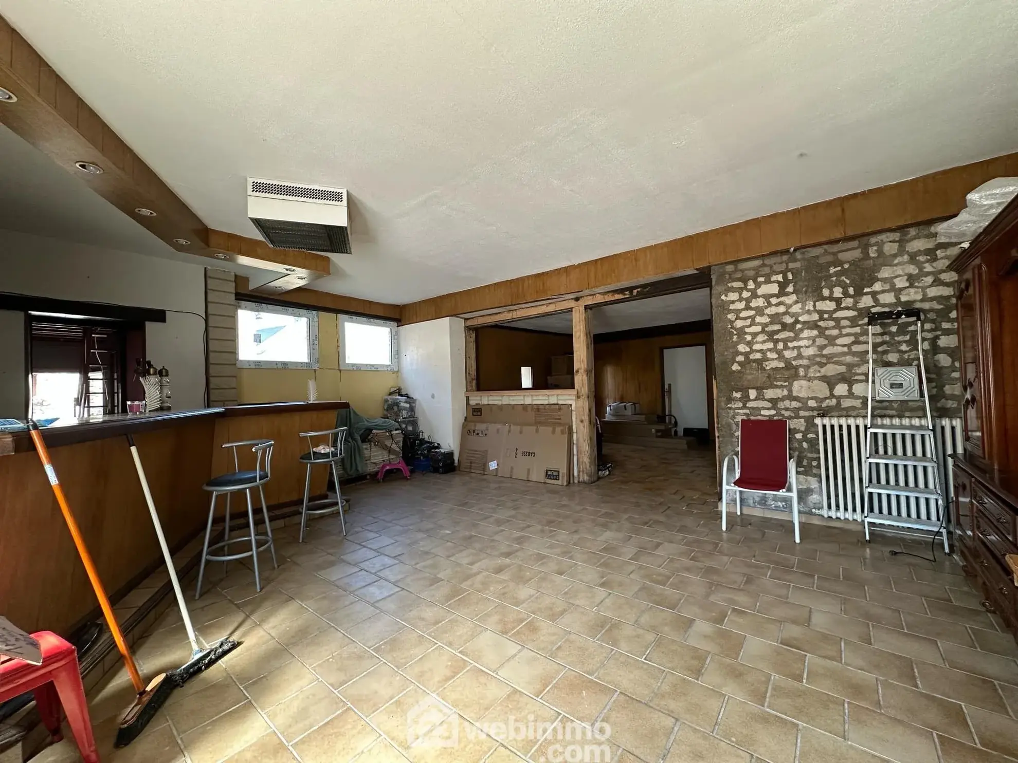Maison rénovée de 77 m² avec dépendance à Montaigu (02820) à vendre 