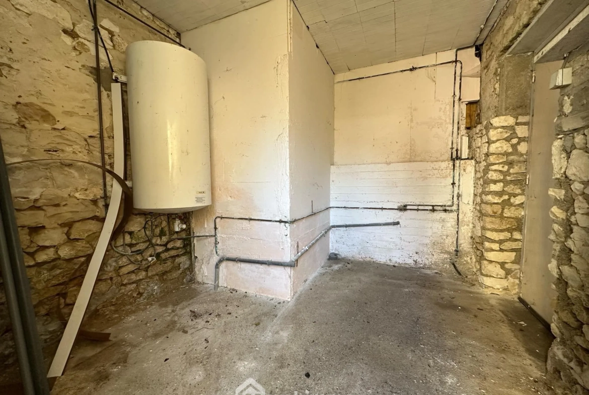 Maison rénovée de 77 m² avec dépendance à Montaigu (02820) à vendre 