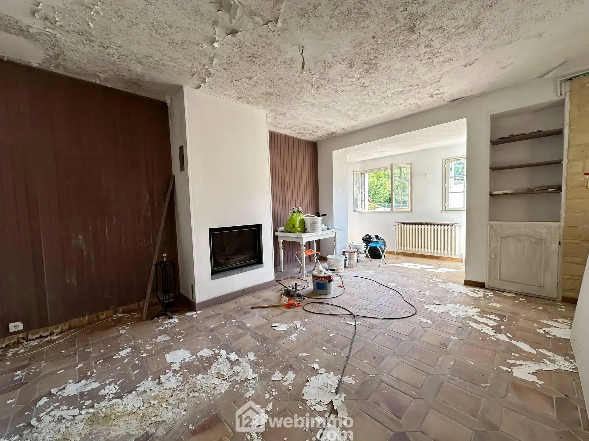 Ensemble immobilier avec maison et granges à Chéret - Potentiel exceptionnel 
