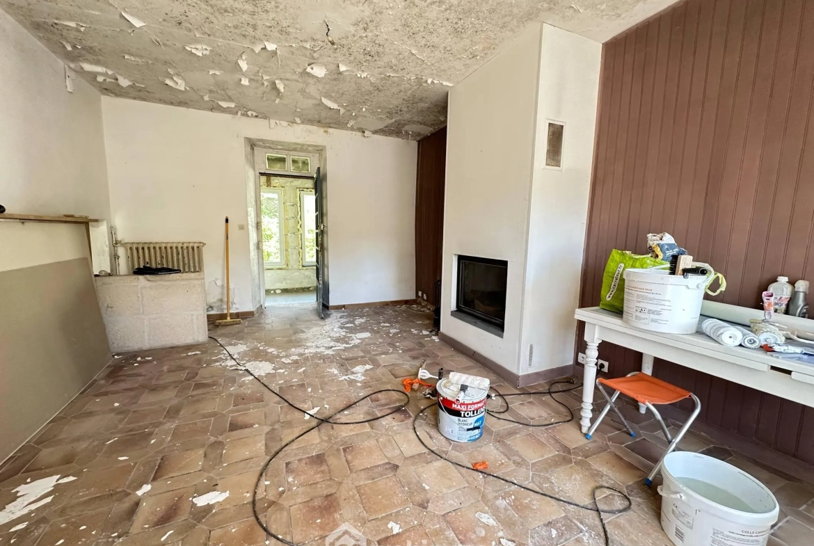 Ensemble immobilier avec maison et granges à Chéret - Potentiel exceptionnel 