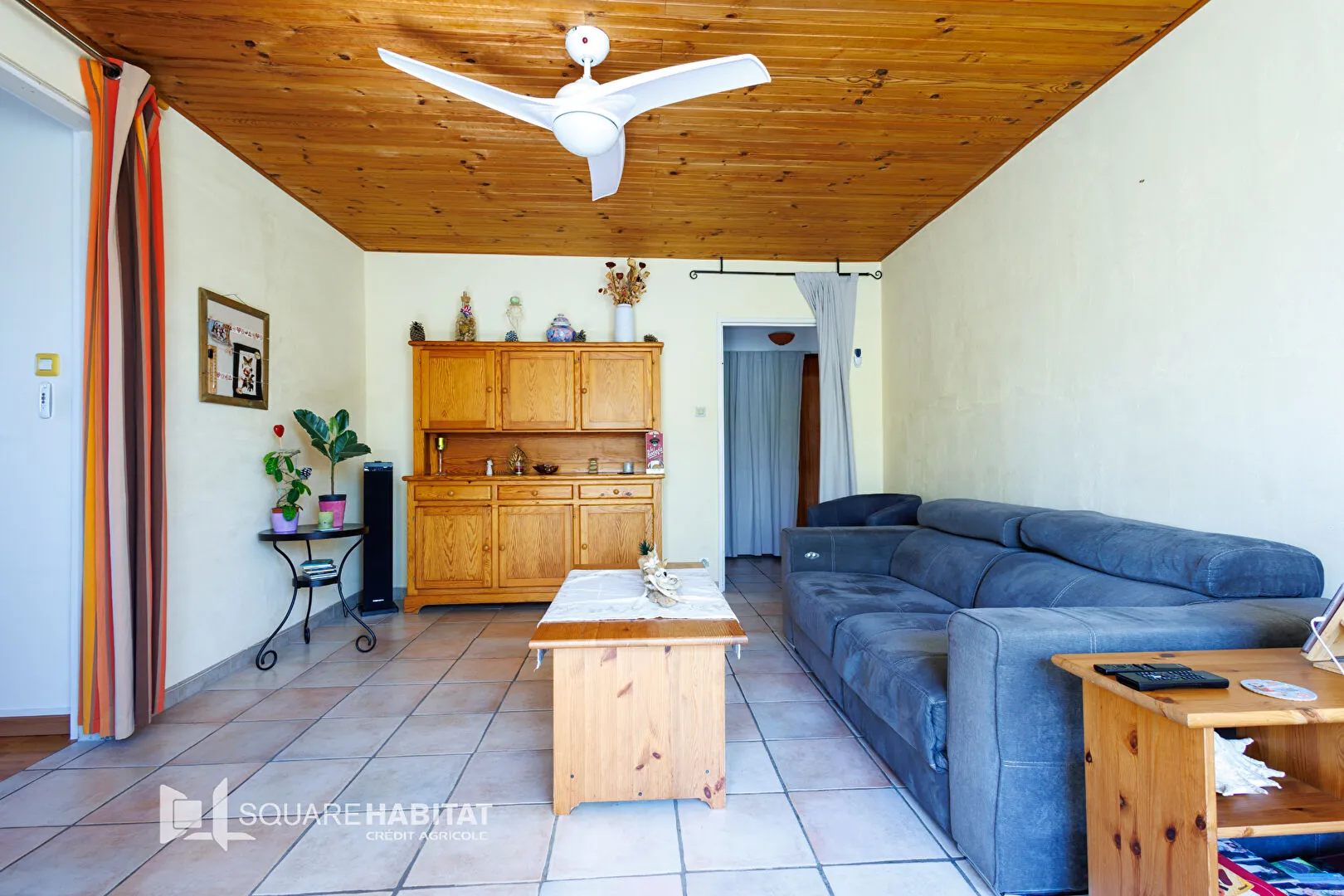 Appartement rénové 4 pièces à Carpentras, dernier étage, cave, garanties incluses 