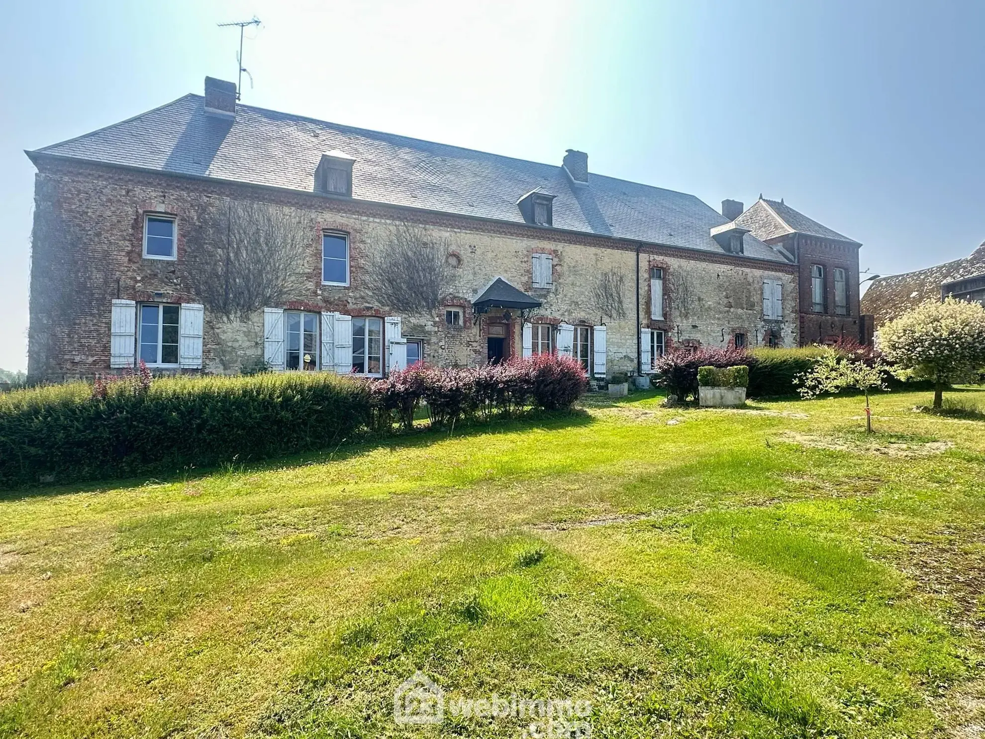 Belle propriété de plain-pied de 270m² à Montigny-sous-Marle 