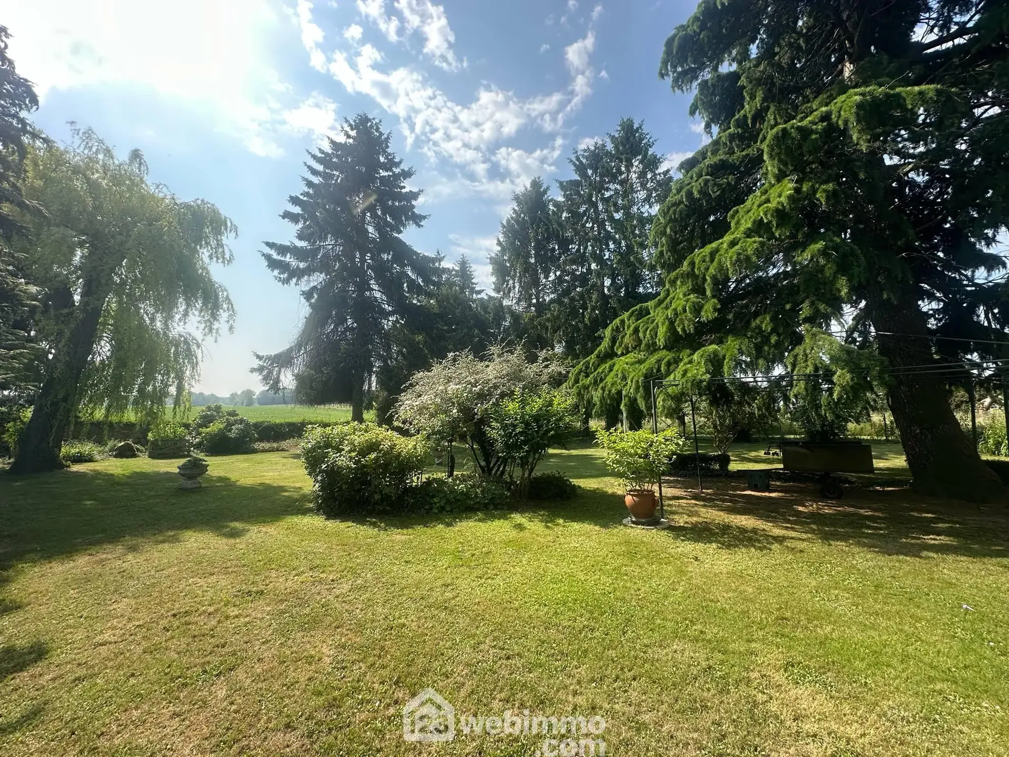 Belle propriété de plain-pied de 270m² à Montigny-sous-Marle 