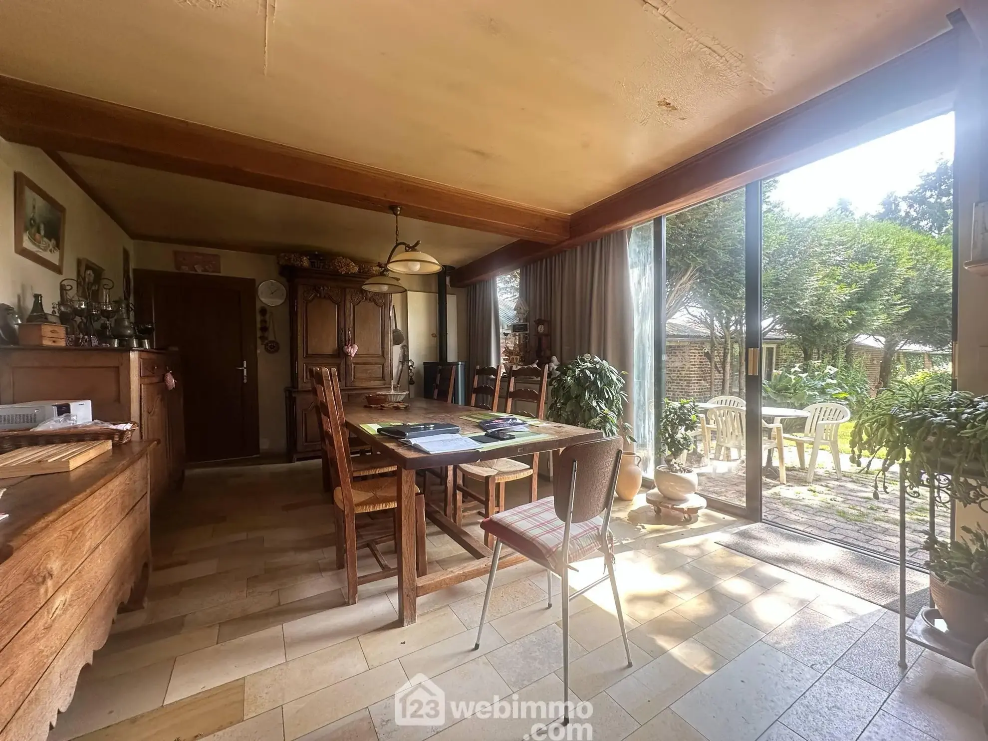 Belle propriété de plain-pied de 270m² à Montigny-sous-Marle 