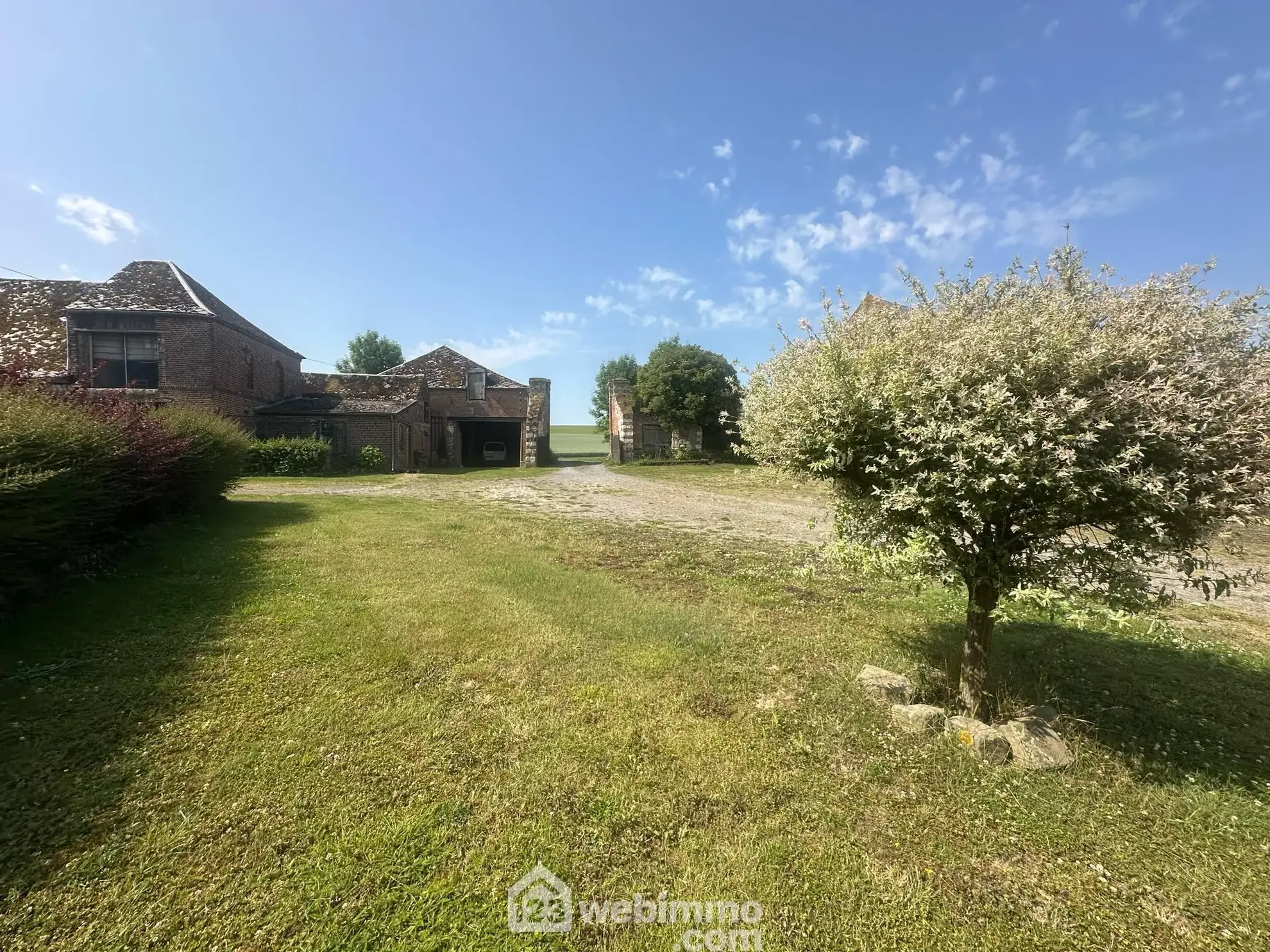 Belle propriété de plain-pied de 270m² à Montigny-sous-Marle 