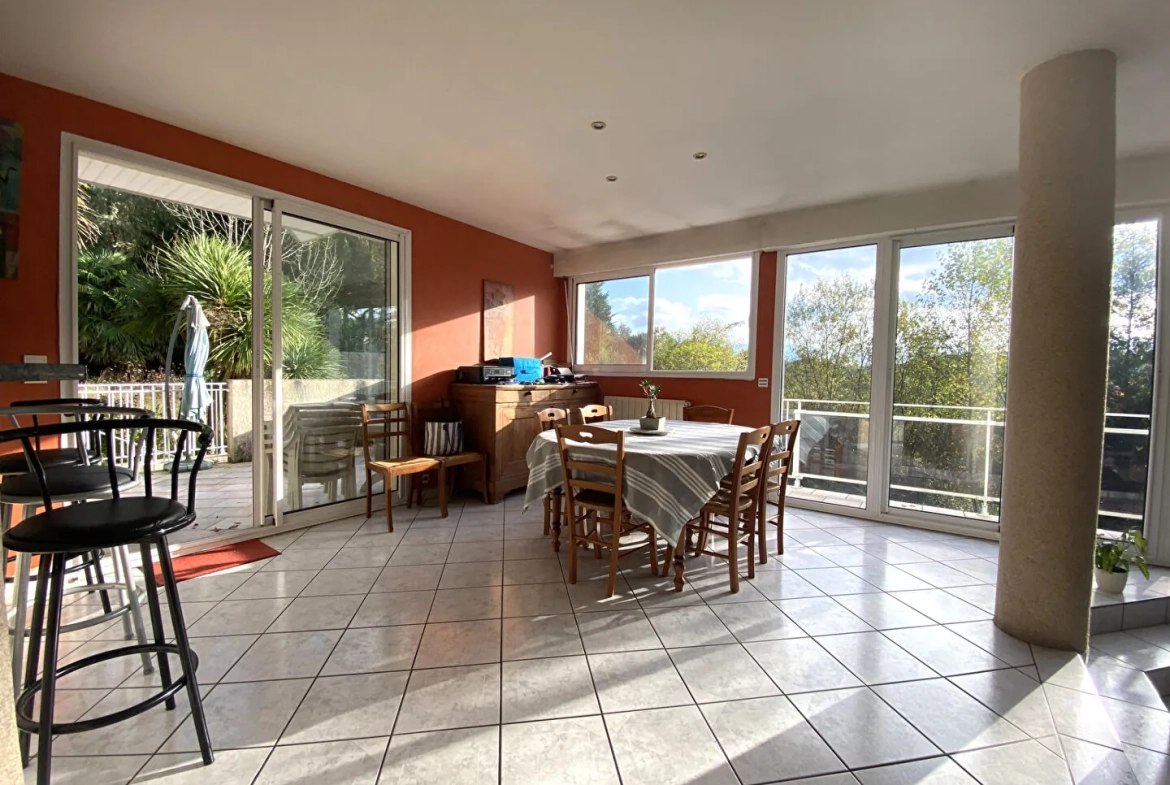 Vente villa de prestige à Bosdarros avec piscine et grand potentiel 