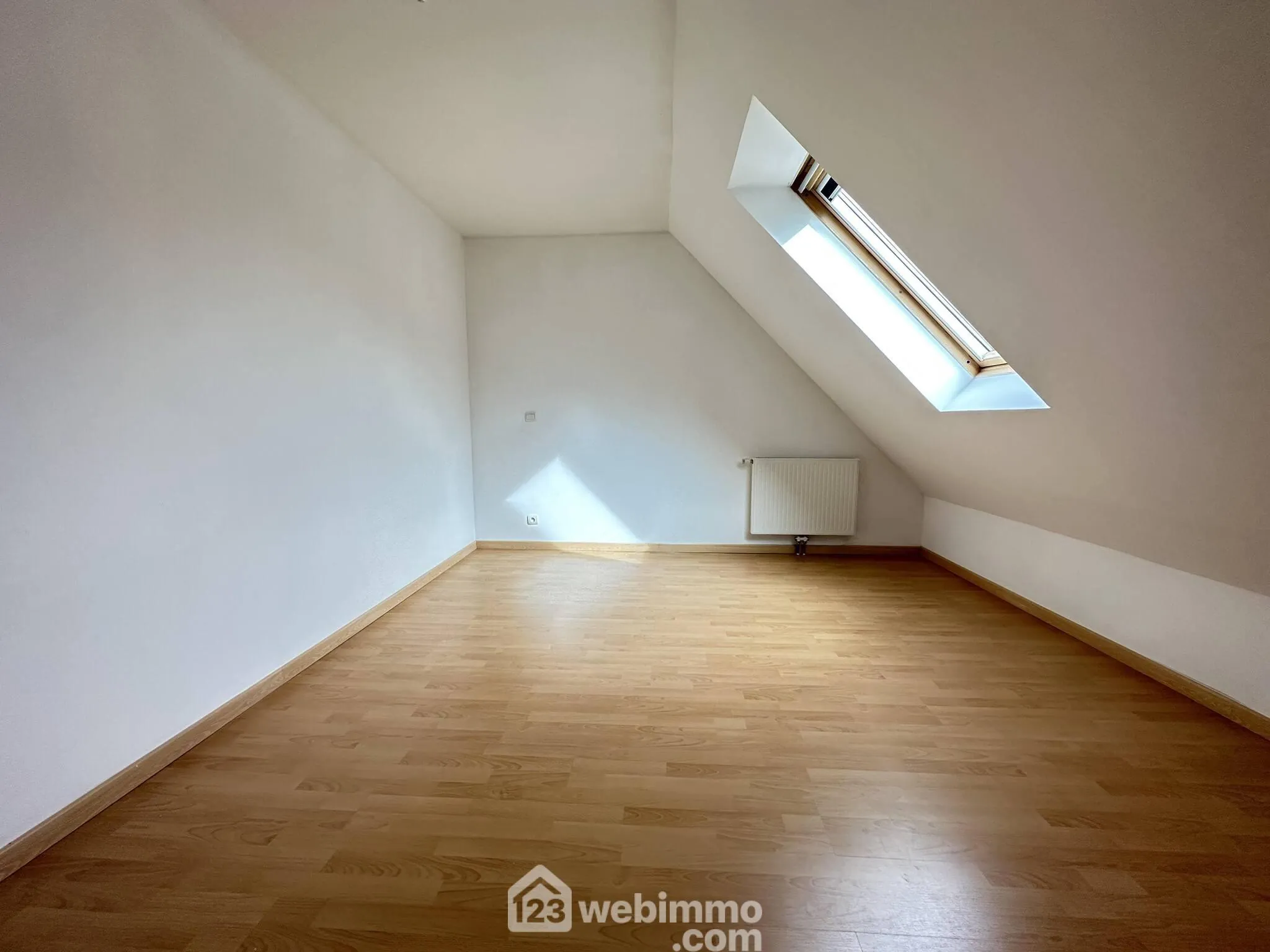 Charmante maison de 80 m² avec garage à Athies-sous-Laon 