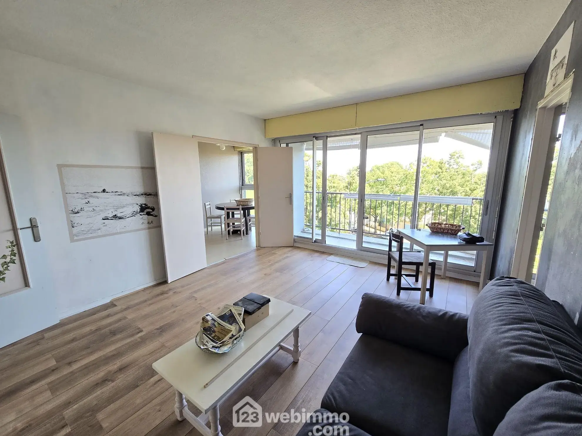 Appartement T3 de 61,97 m² à Bordeaux Caudéran avec cave et balcon 