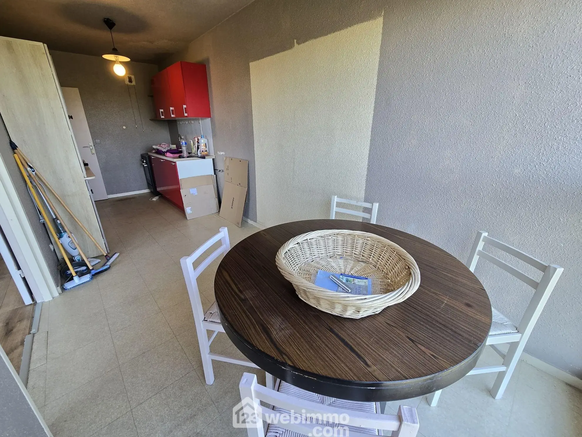 Appartement T3 de 61,97 m² à Bordeaux Caudéran avec cave et balcon 