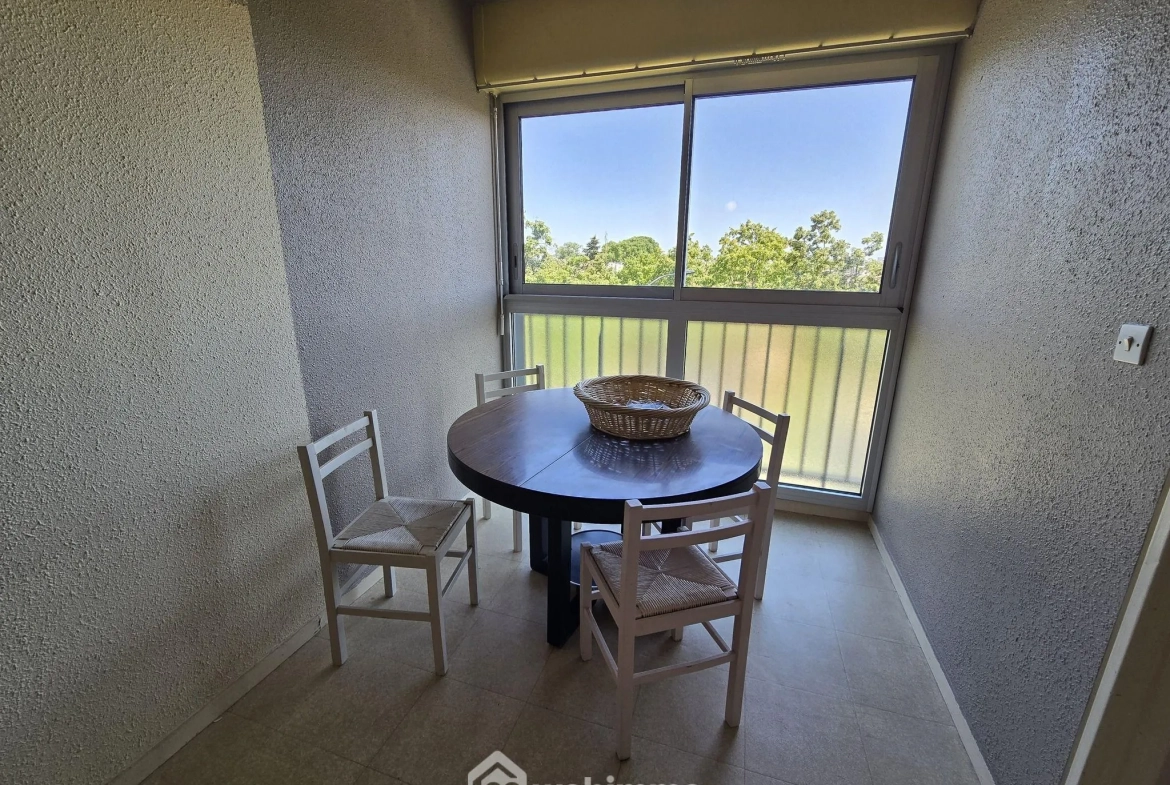 Appartement T3 de 61,97 m² à Bordeaux Caudéran avec cave et balcon 